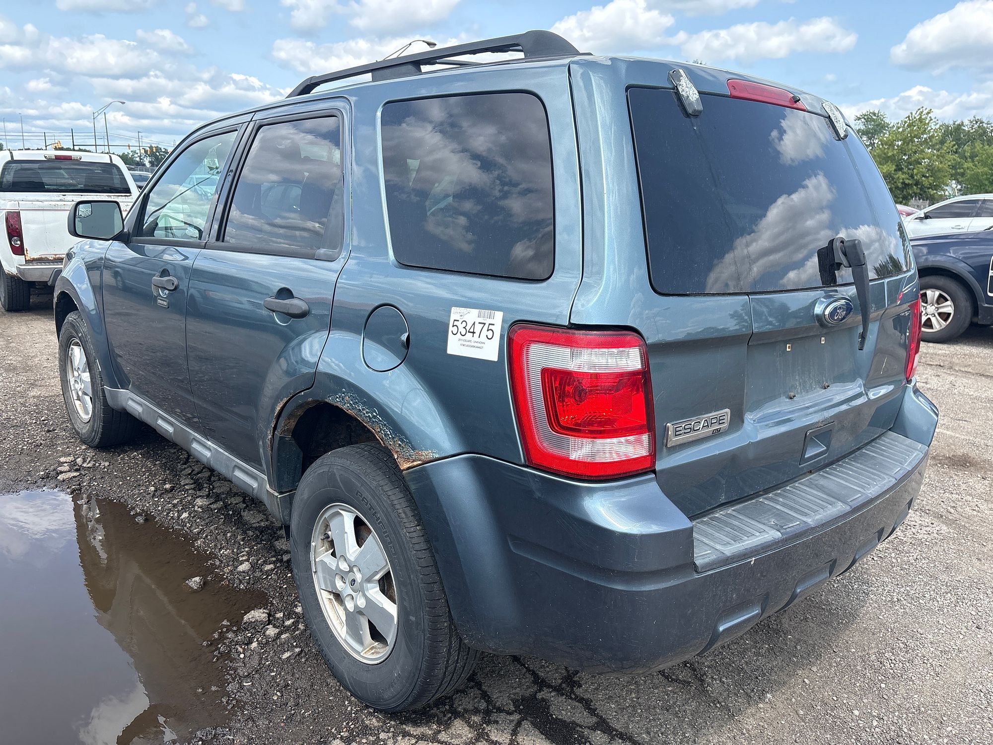 2011 FORD ESCAPE - Image 4