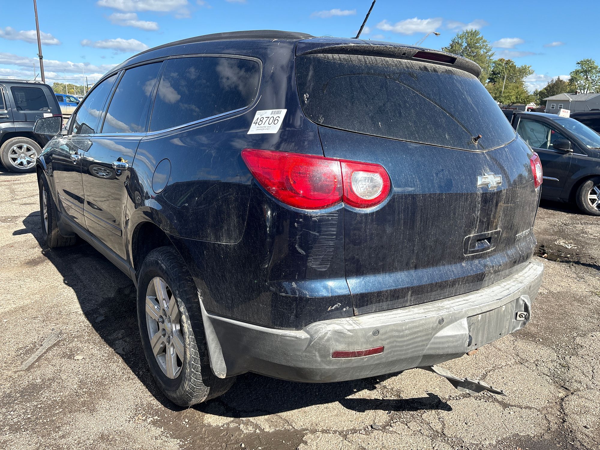 2012 CHEVROLET TRAVERSE - Image 4