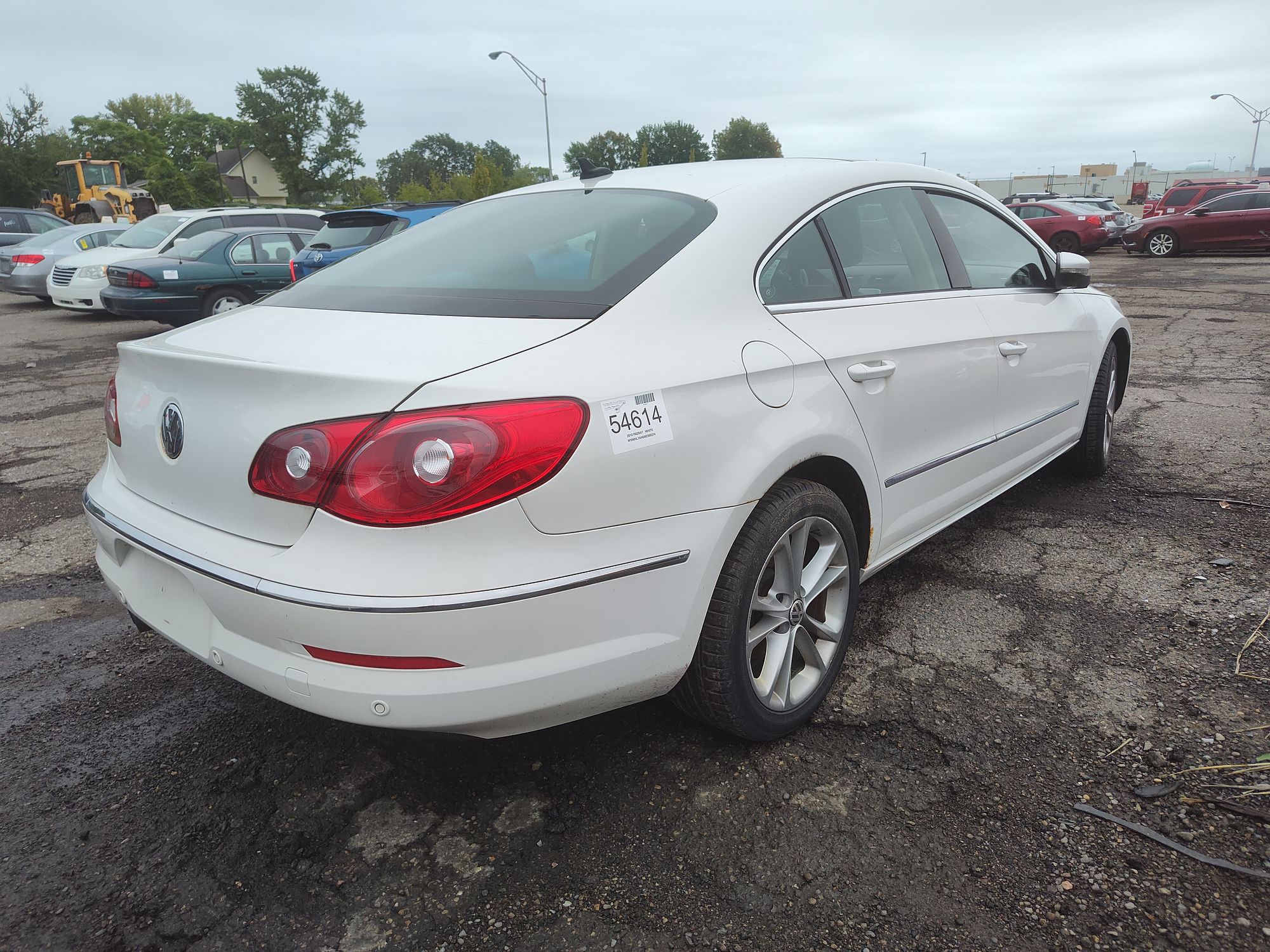 2010 VOLKSWAGEN PASSAT - Image 3