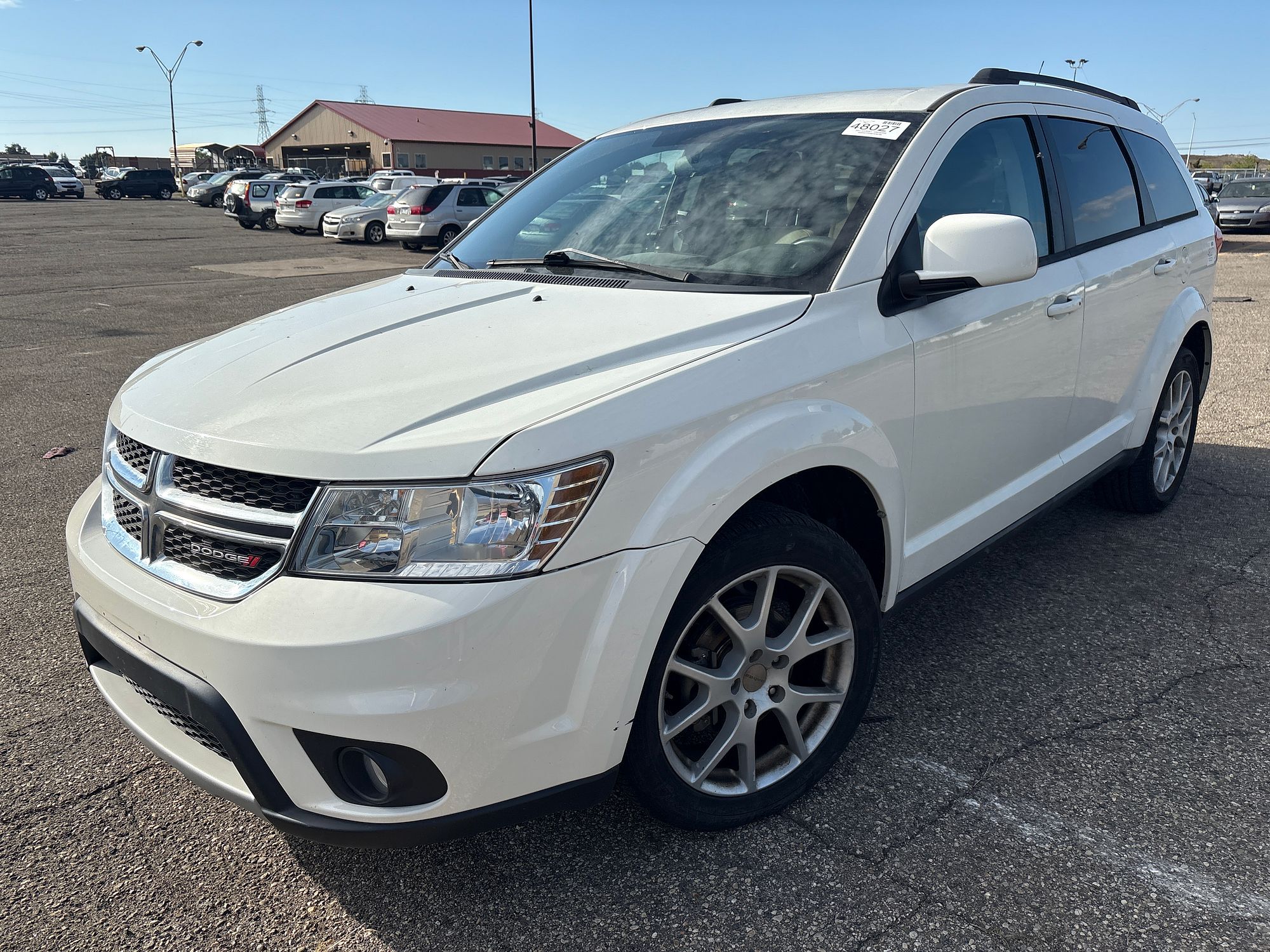 2011 DODGE JOURNEY - Image 1