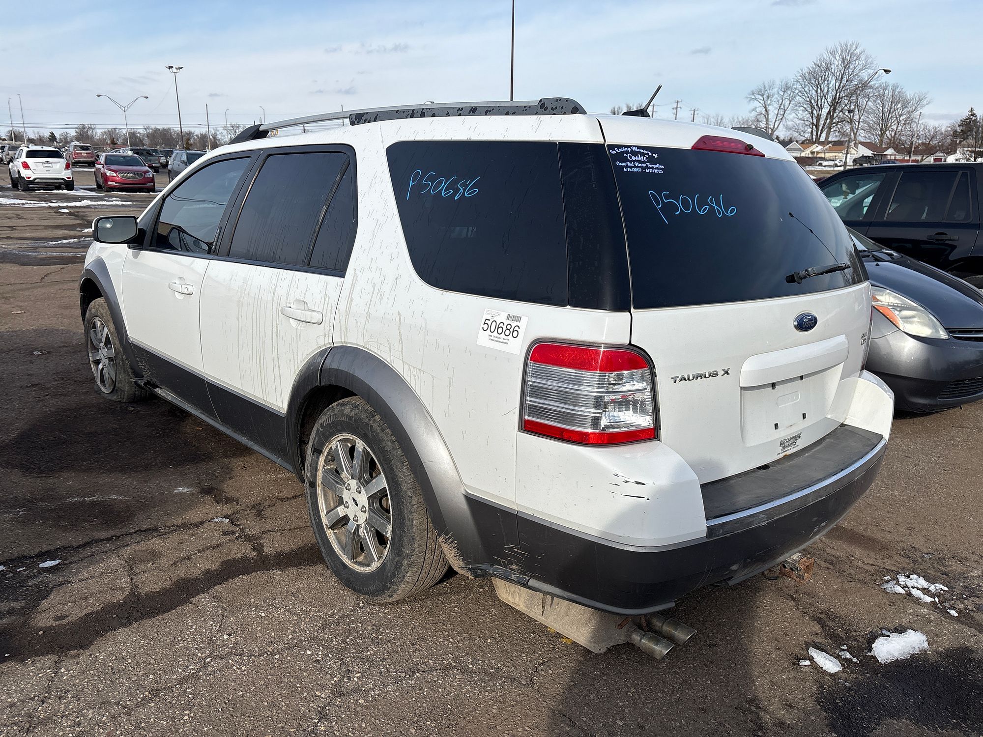 2008 FORD TAURUS X - Image 4