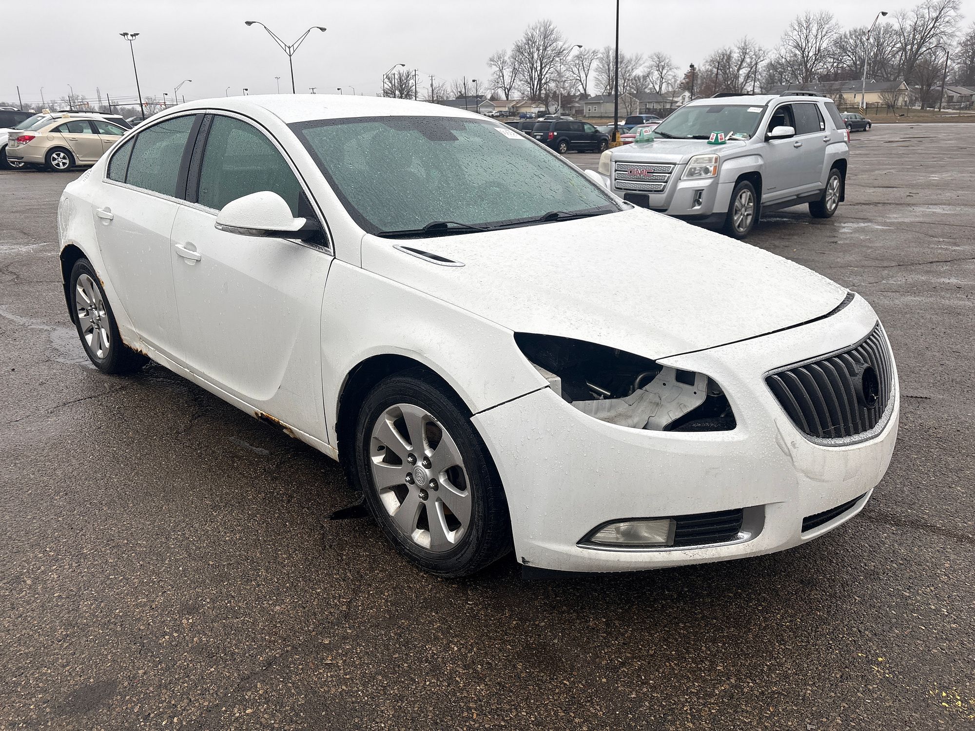 2012 BUICK REGAL - Image 2