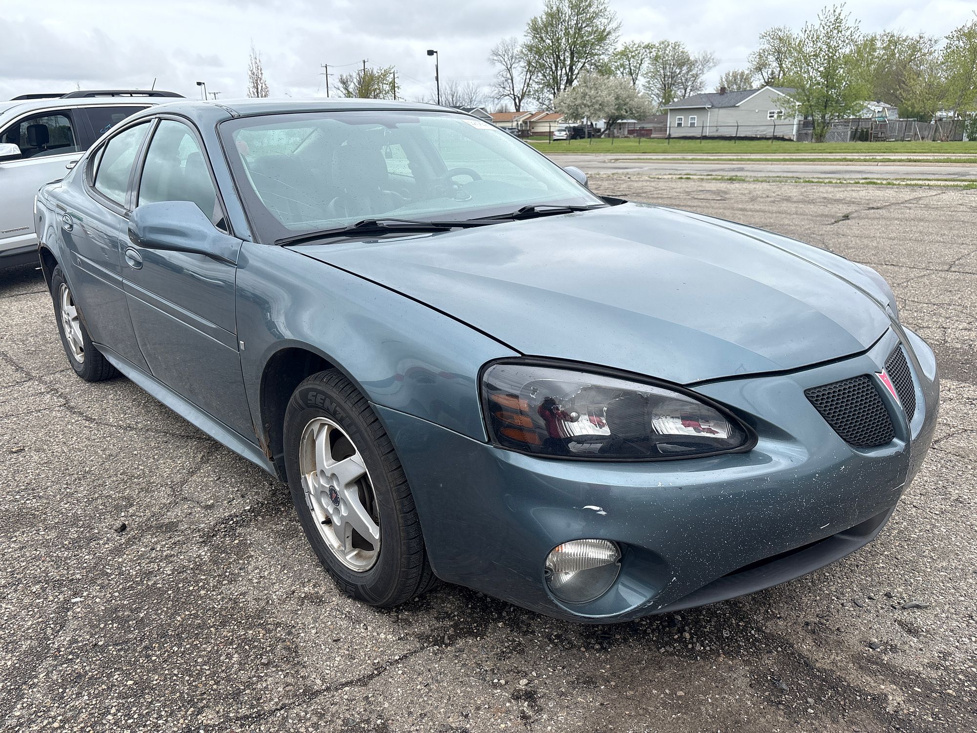 2006 PONTIAC GRAND PRIX - Image 2