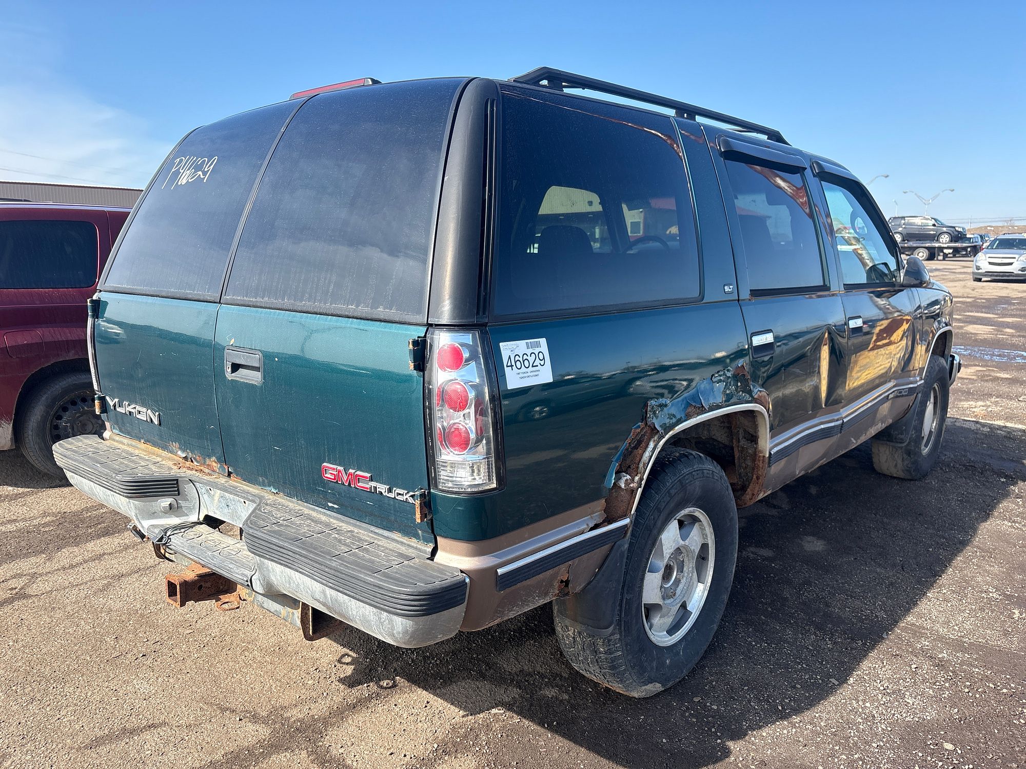 1997 GMC YUKON - Image 3