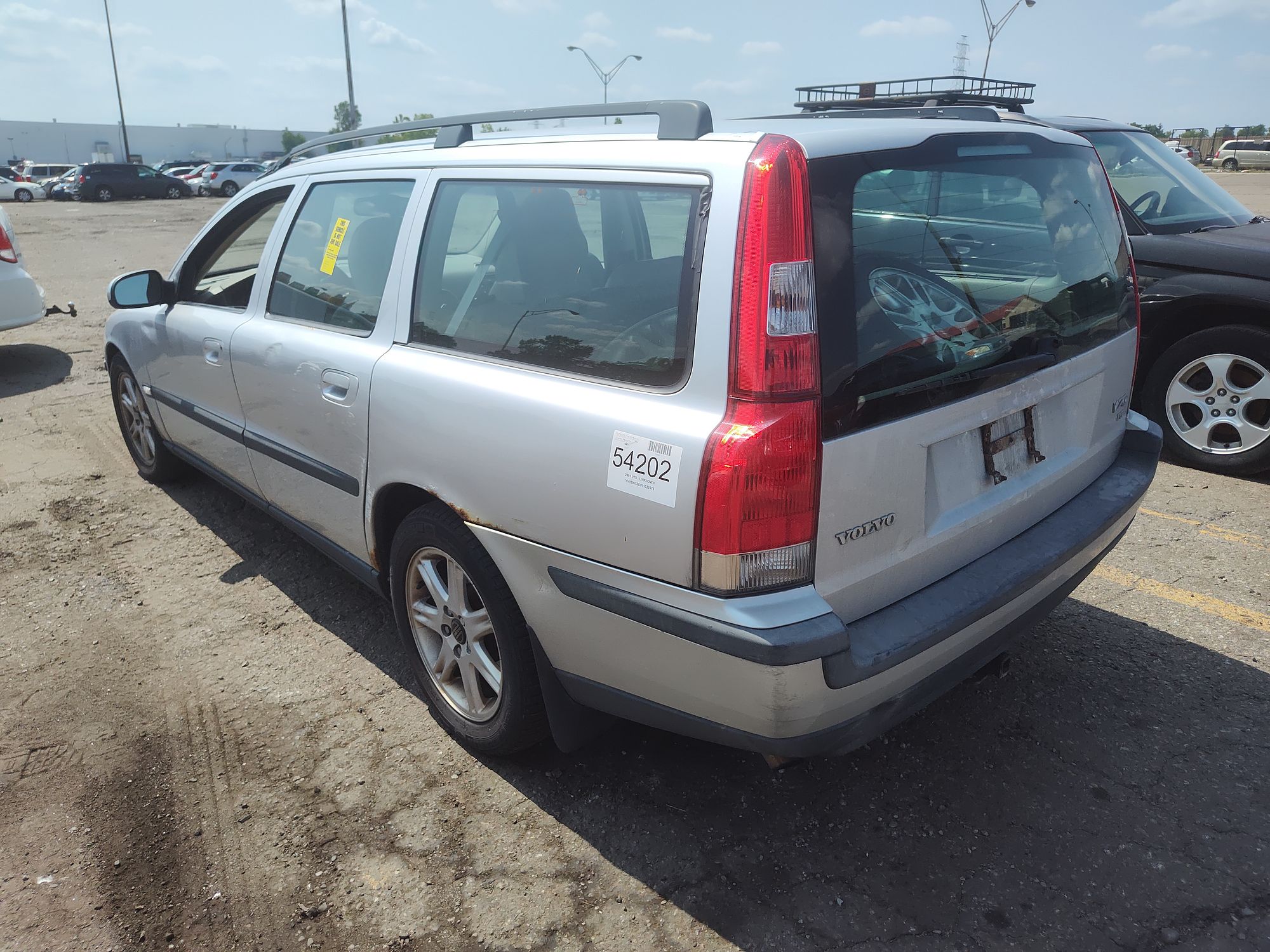 2001 VOLVO V70 - Image 4
