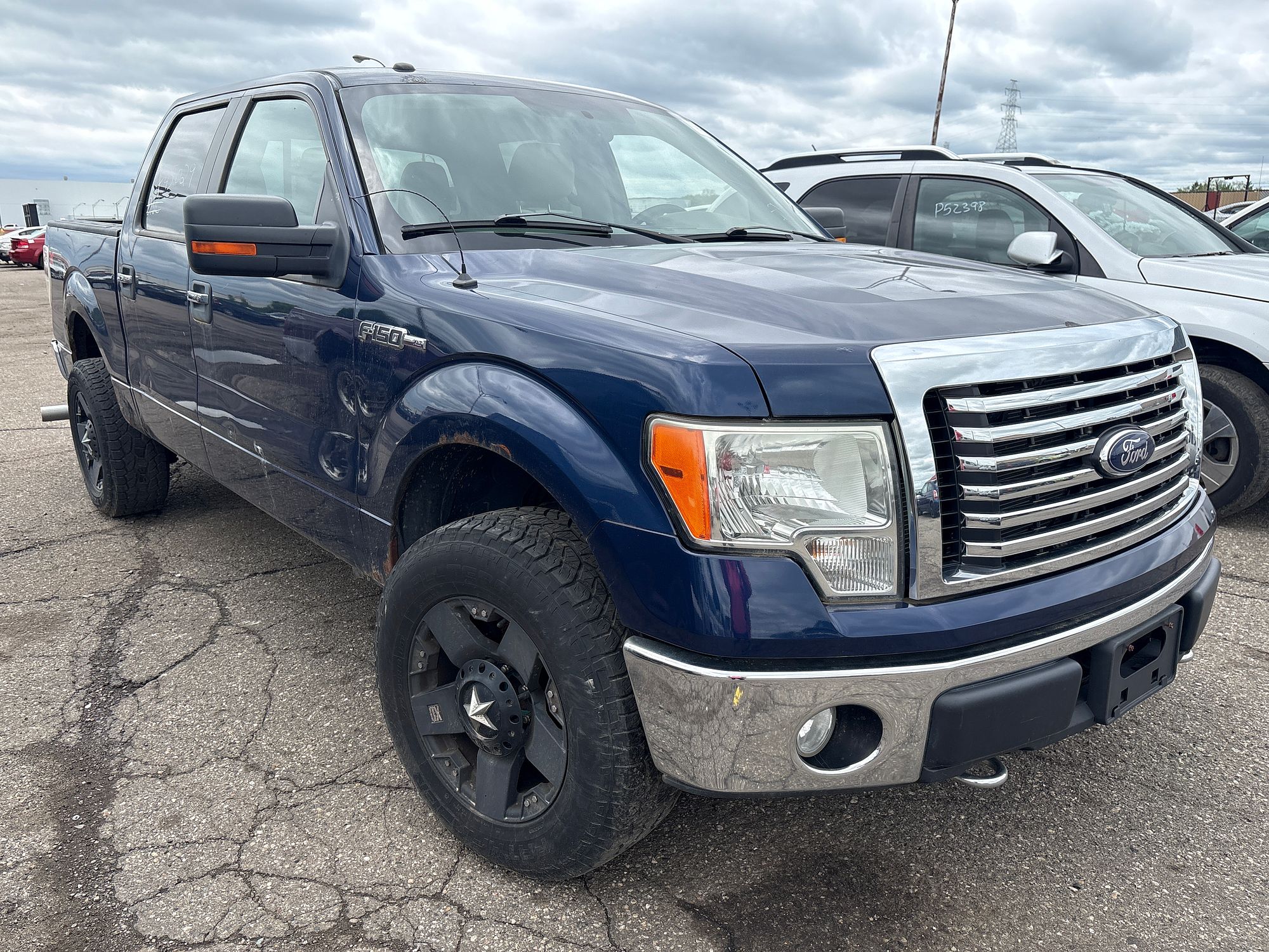 2010 FORD F150 - Image 2