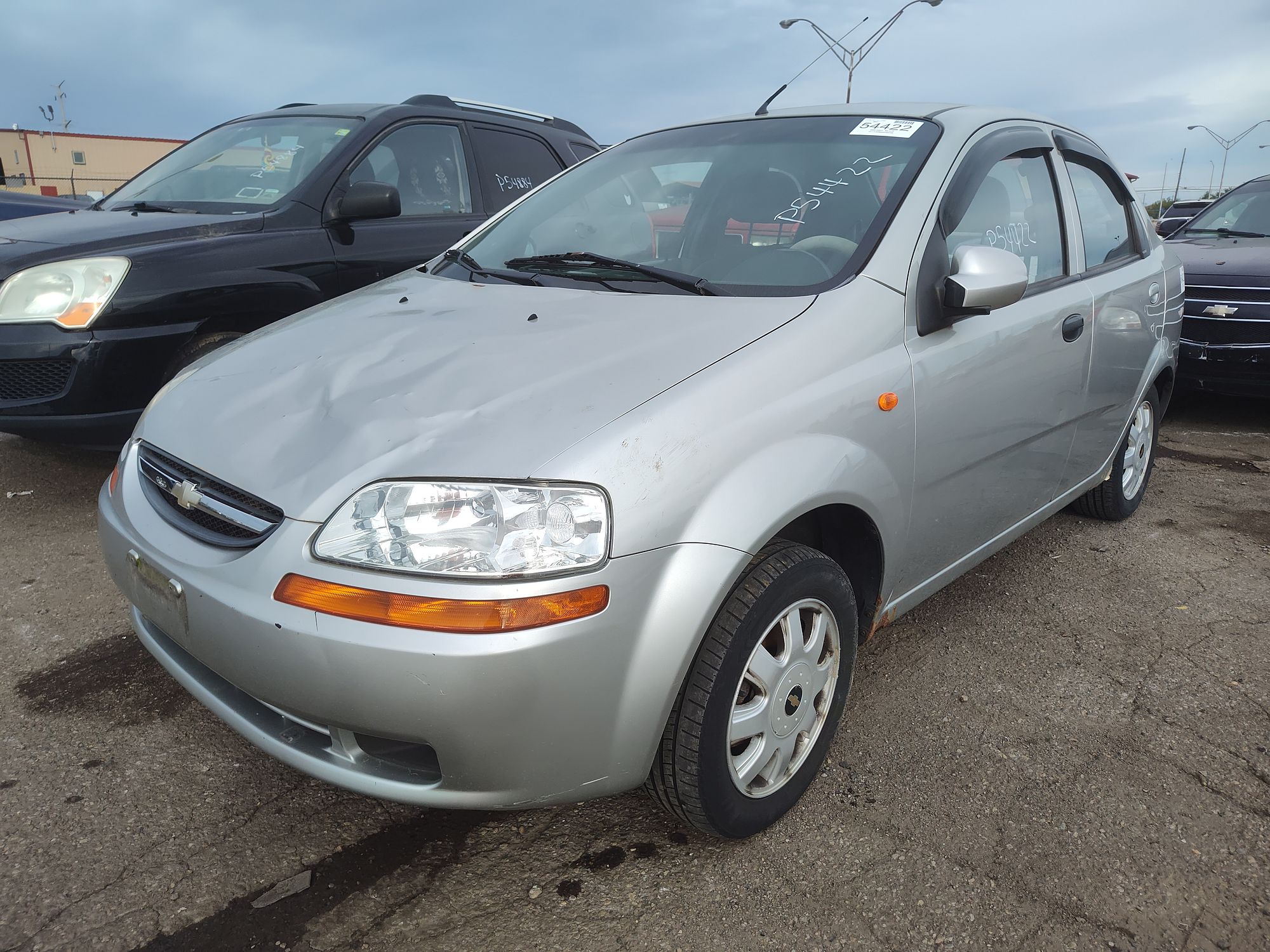 2004 CHEVROLET AVEO - Image 1