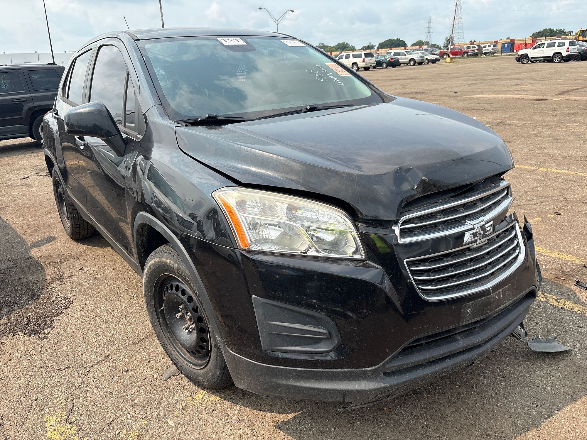 2015 CHEVROLET TRAX - Image 2