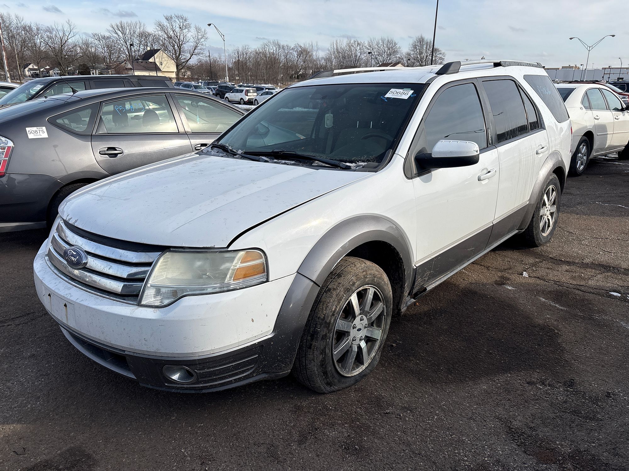 2008 FORD TAURUS X - Image 1