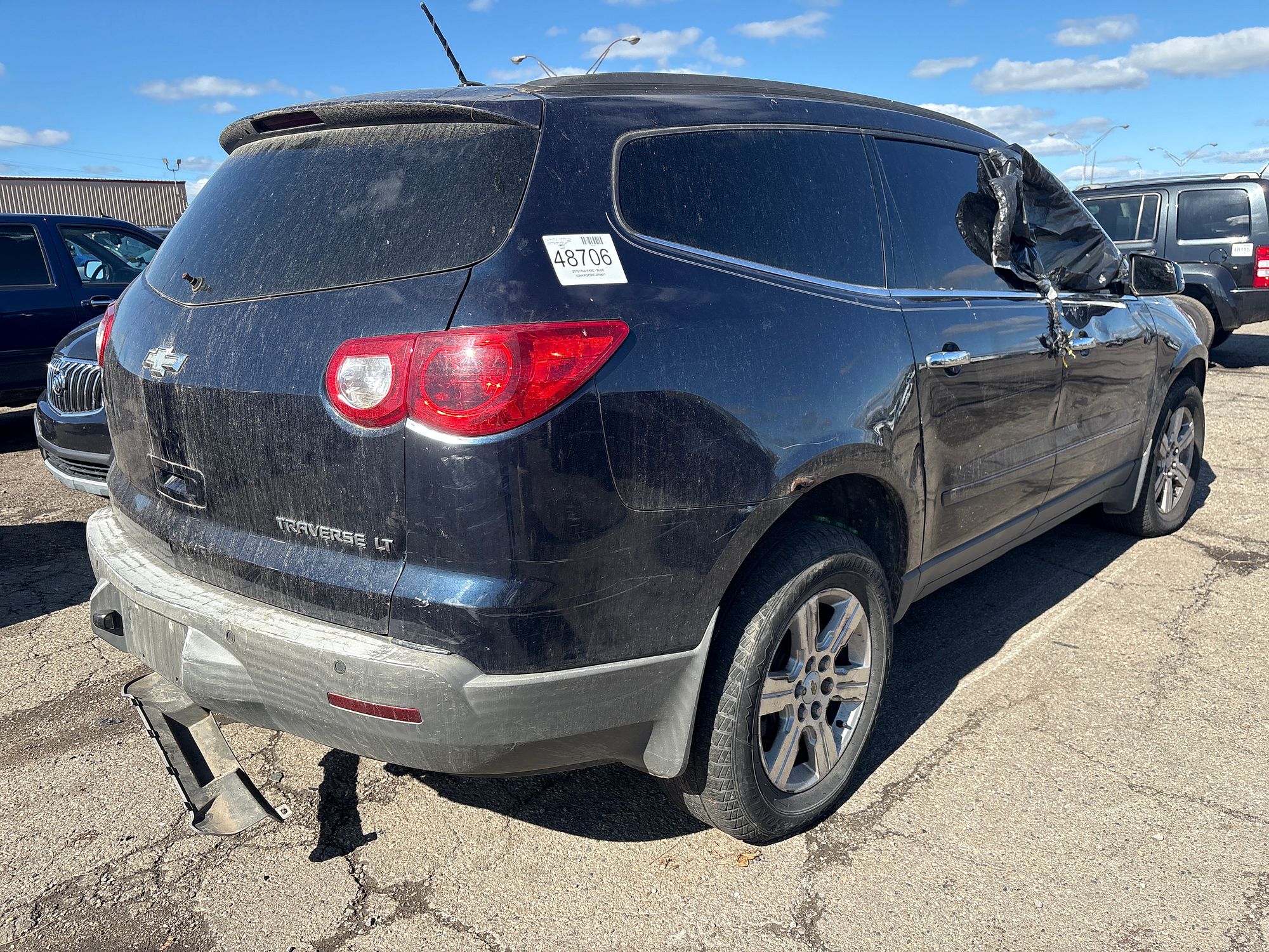 2012 CHEVROLET TRAVERSE - Image 3