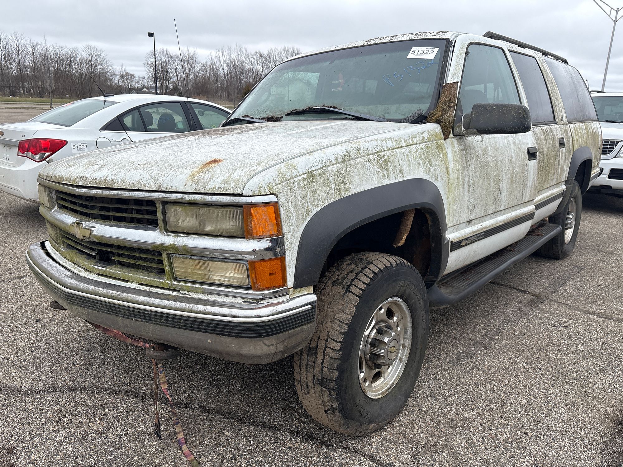 1998 CHEVROLET SUBURBAN 2500 - Image 1