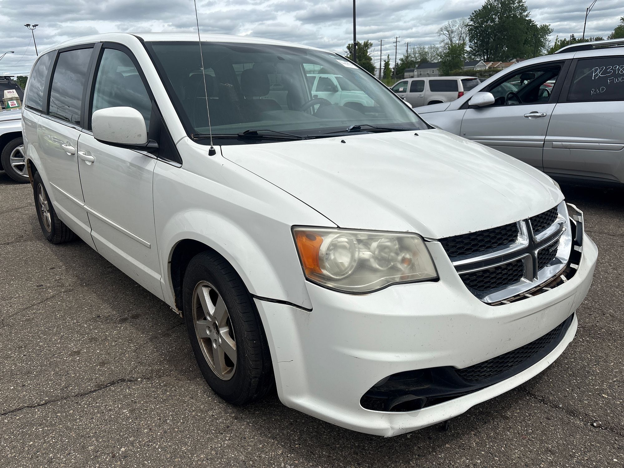 2012 DODGE CARAVAN - Image 2