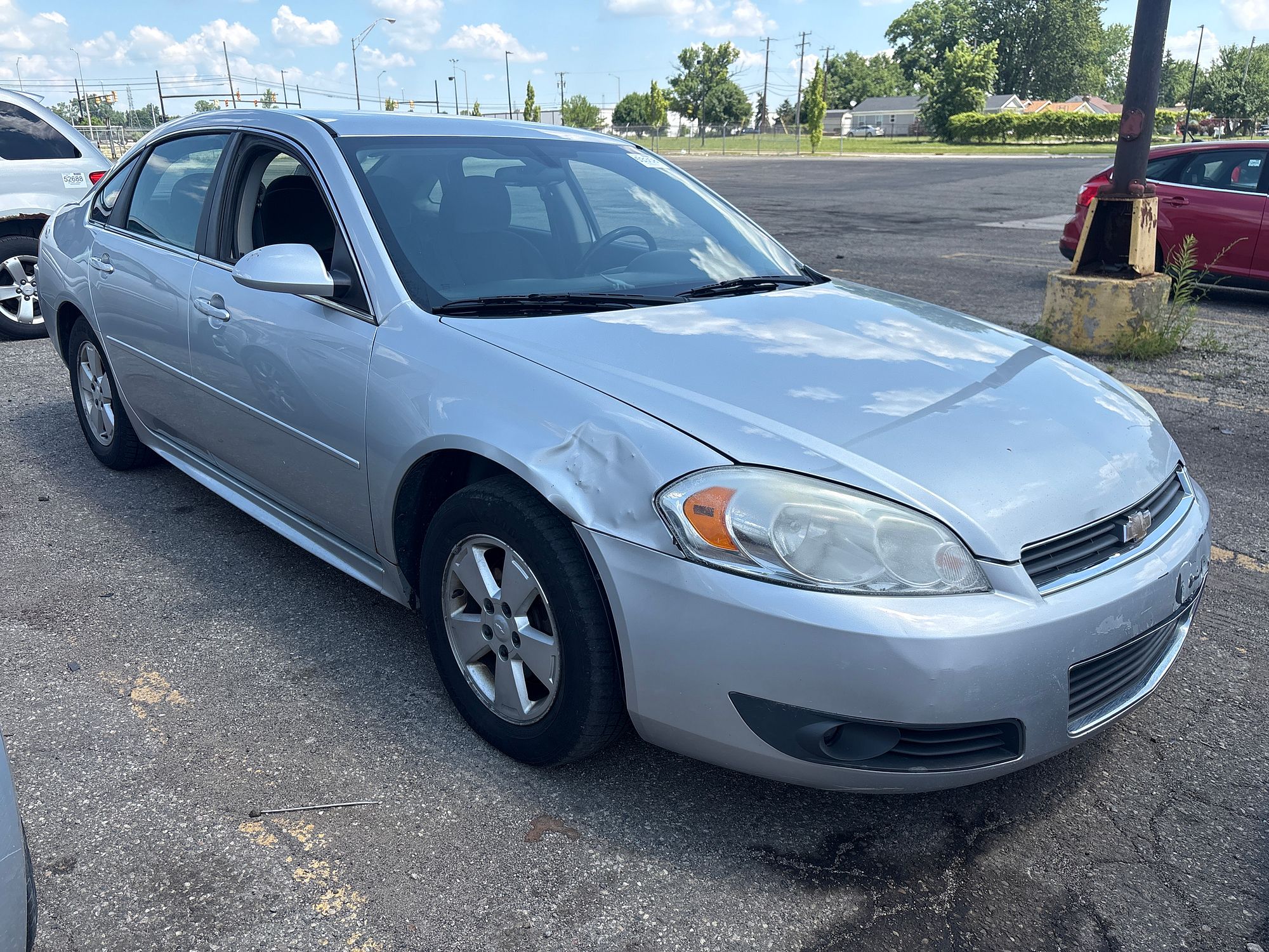 2011 CHEVROLET IMPALA - Image 2