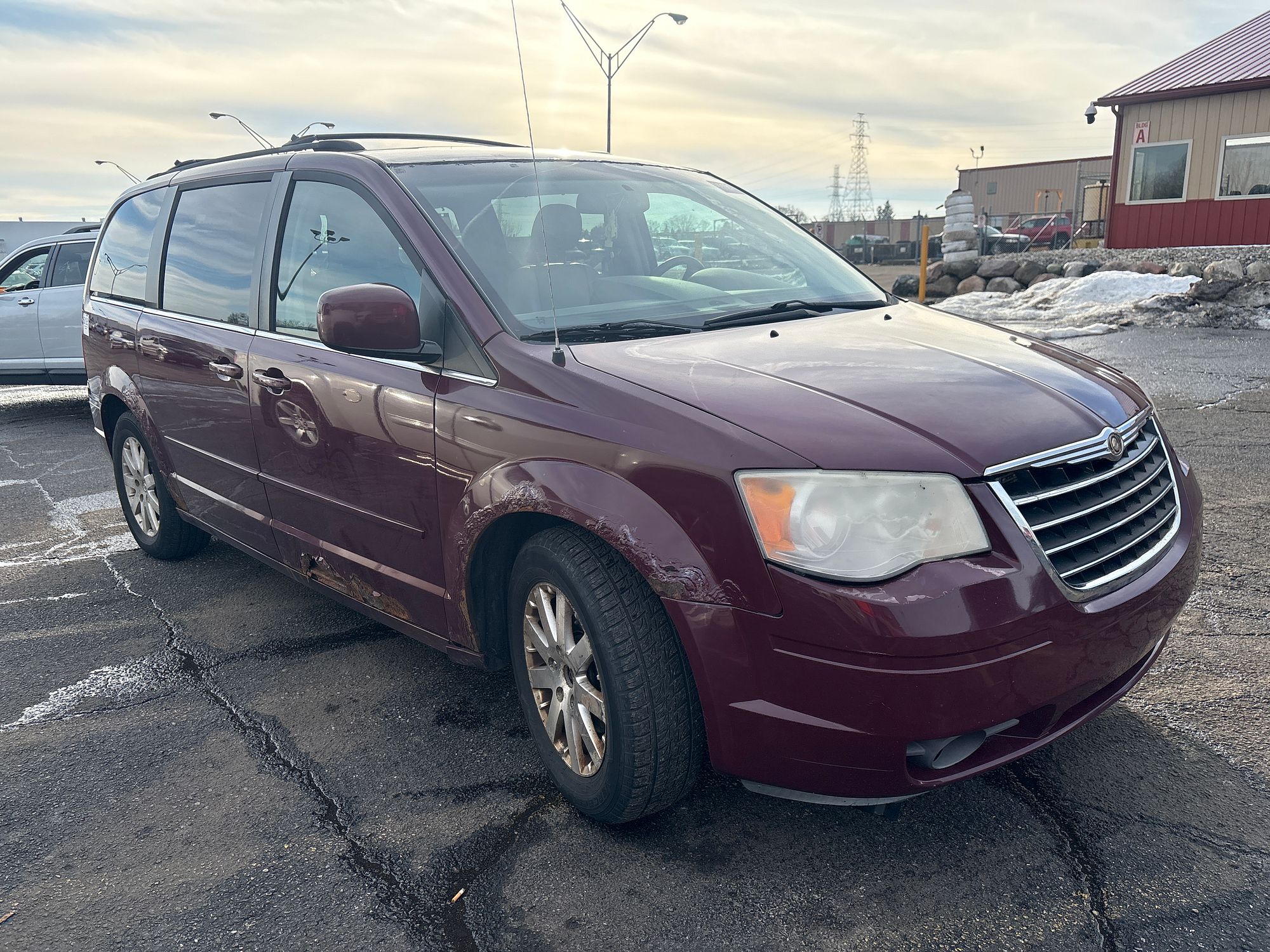 2008 CHRYSLER TOWN COUNTRY - Image 2