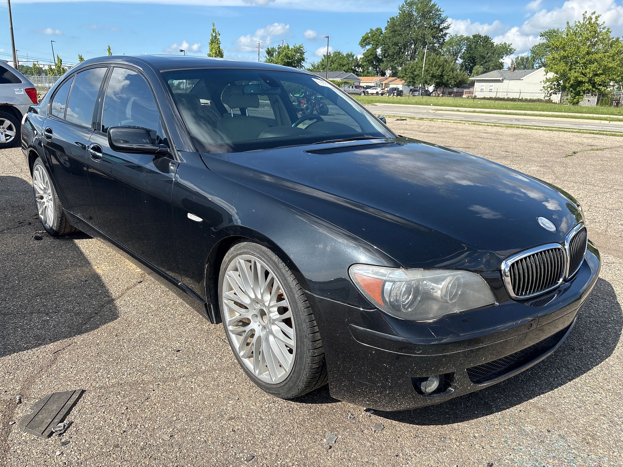 2007 BMW 750I - Image 2