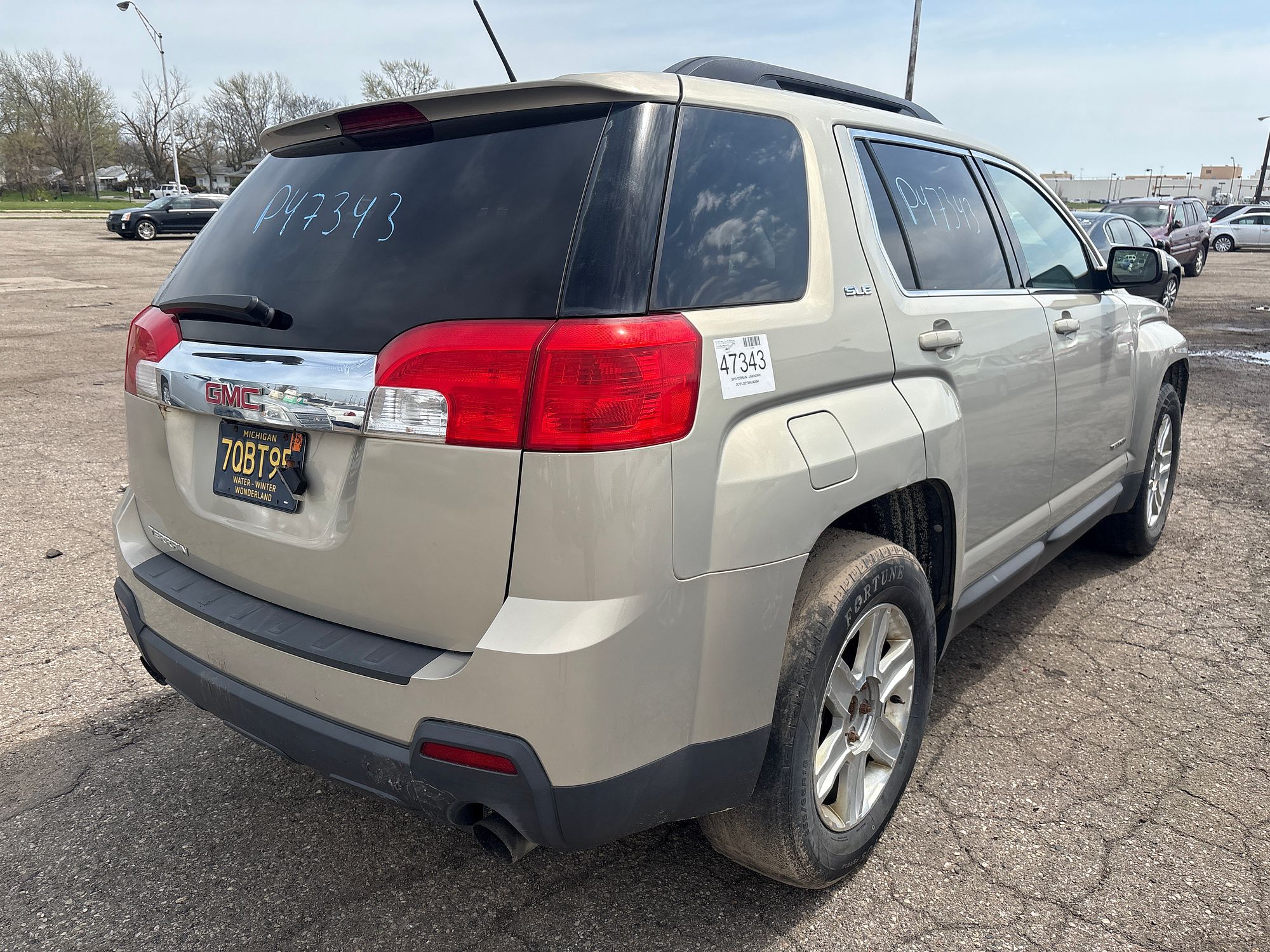 2010 GMC TERRAIN - Image 3