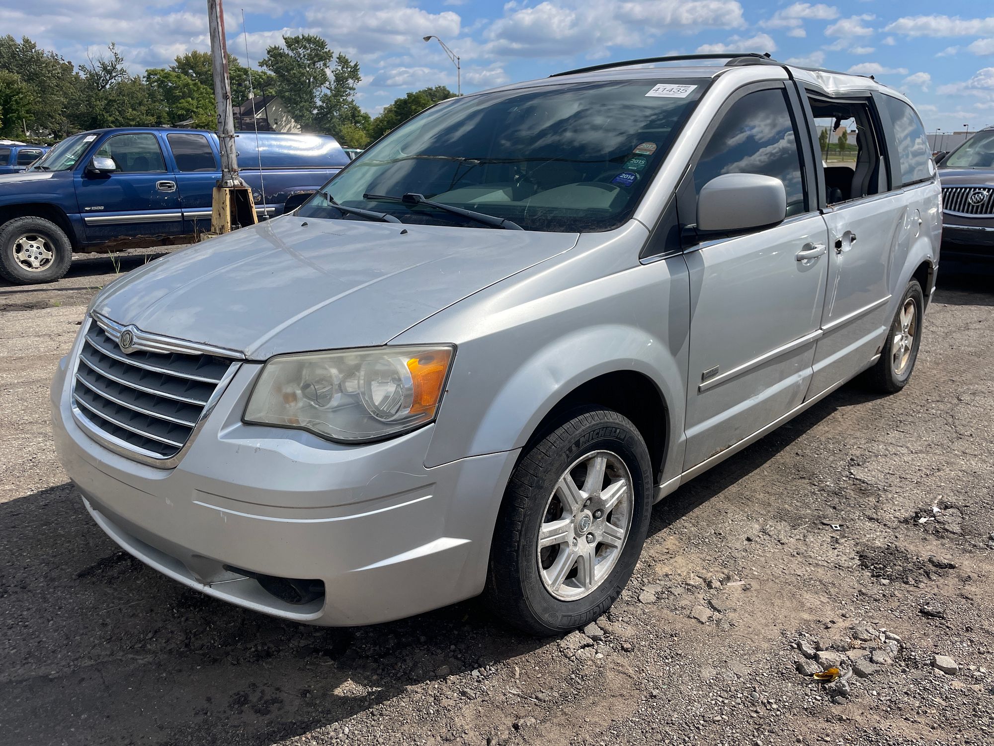 2008 Chrysler Town & Country Touring Parts UPull and Save Auto Parts
