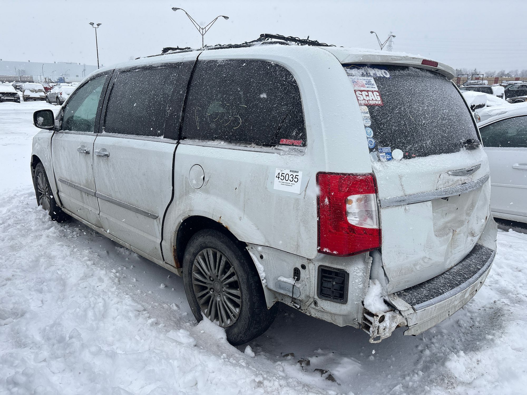 2014 CHRYSLER TOWN COUNTRY - Image 4