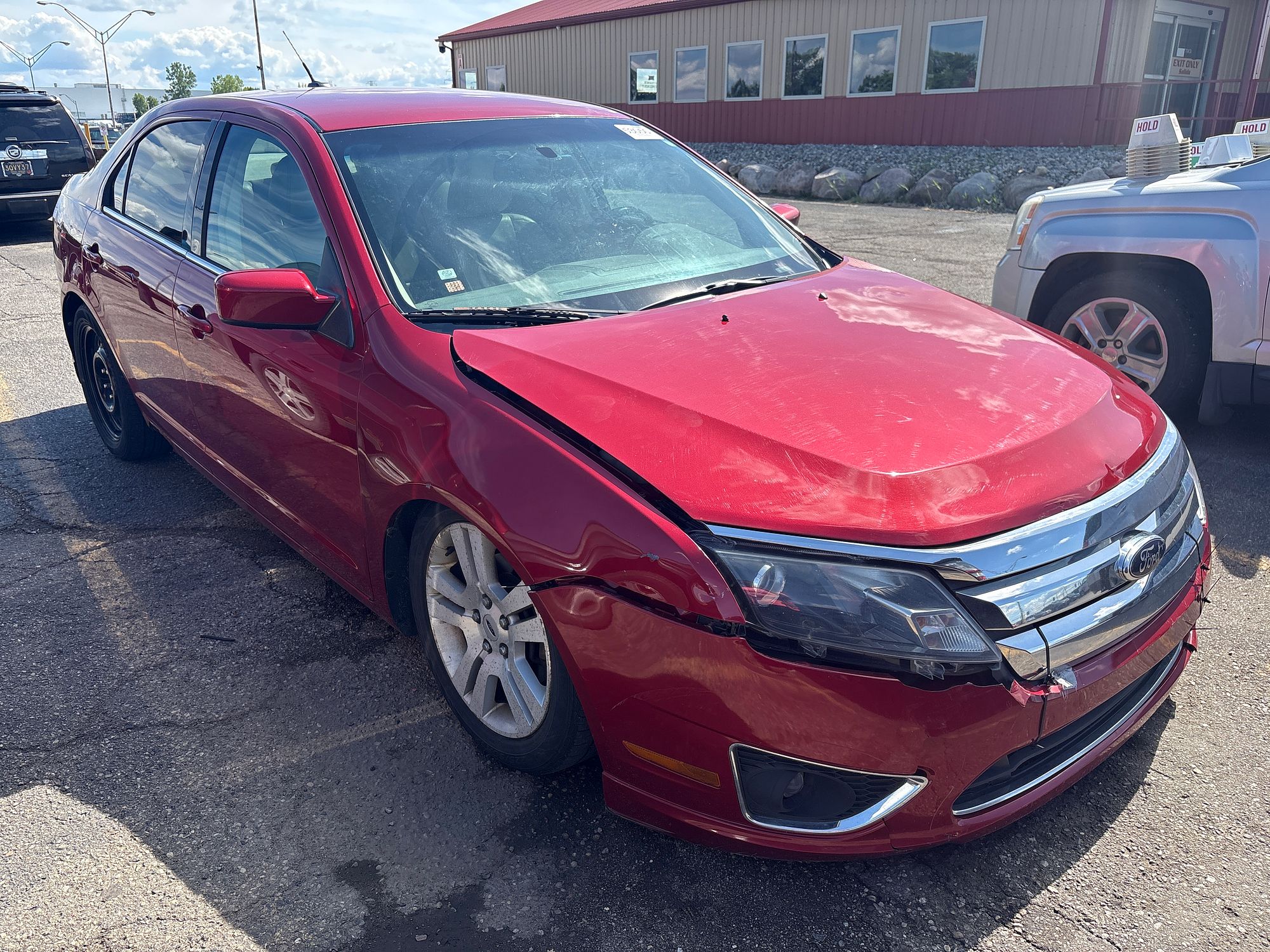 2010 FORD FUSION - Image 2