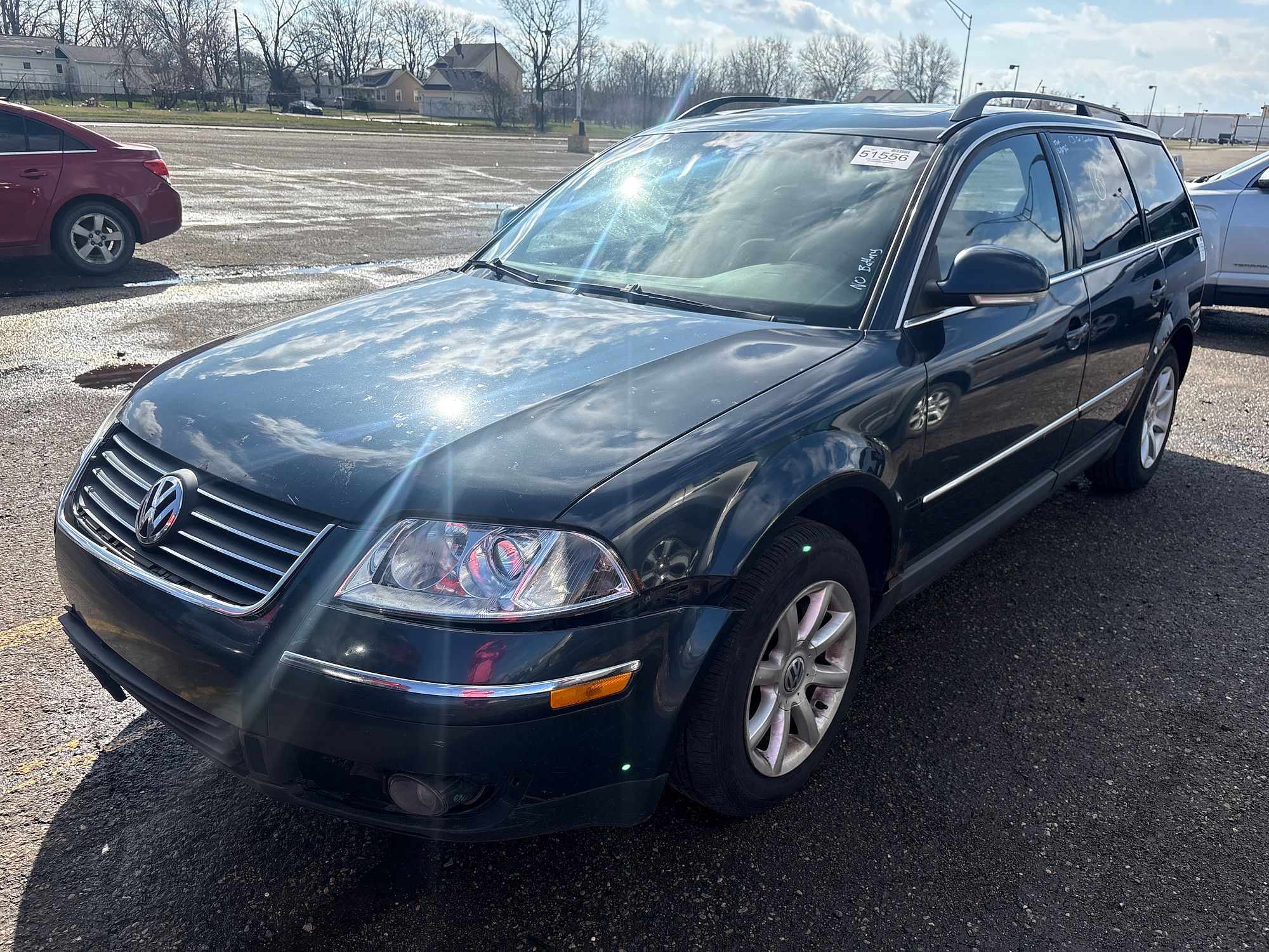 2004 VOLKSWAGEN PASSAT - Image 1