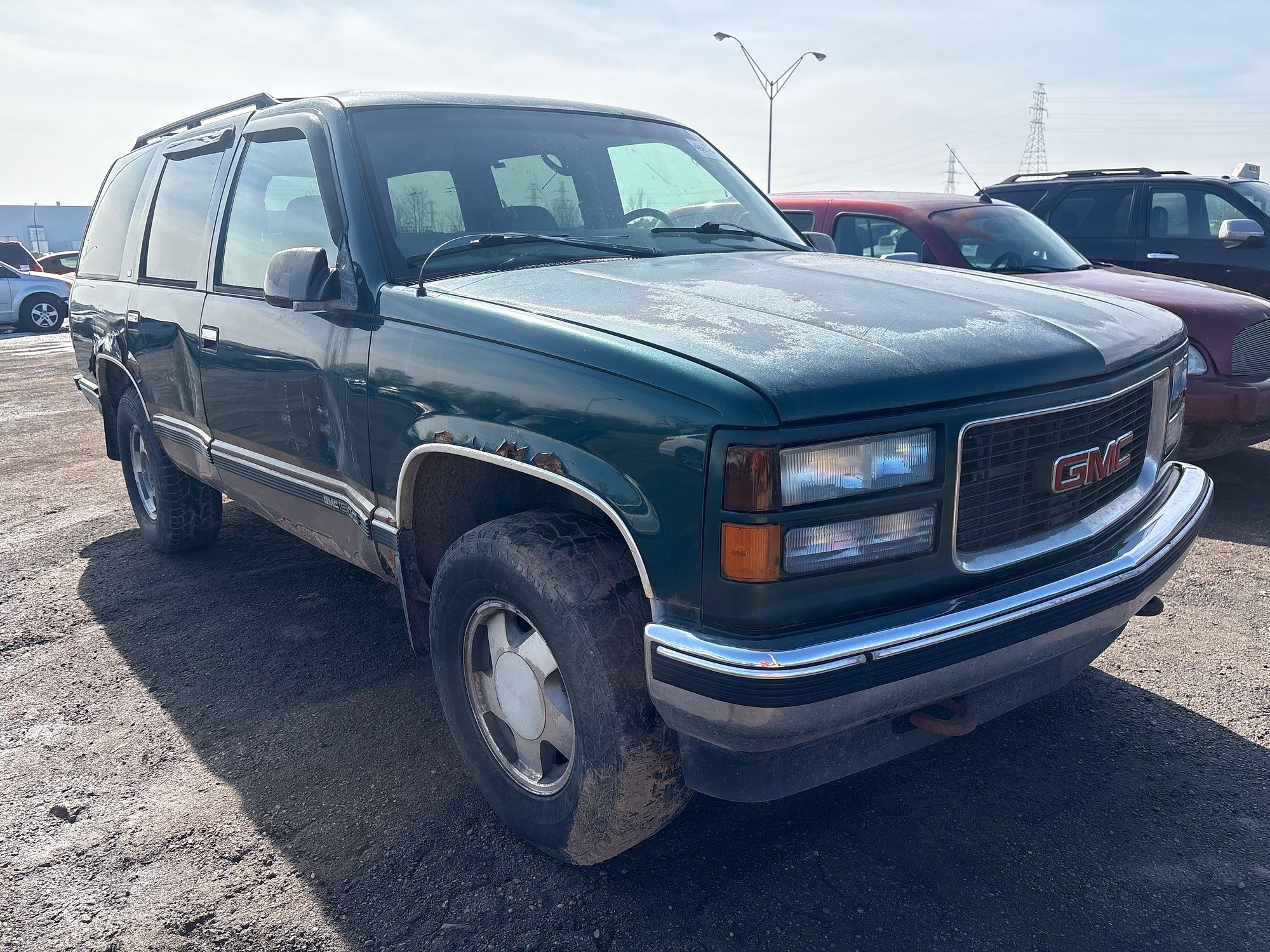 1997 GMC YUKON - Image 2
