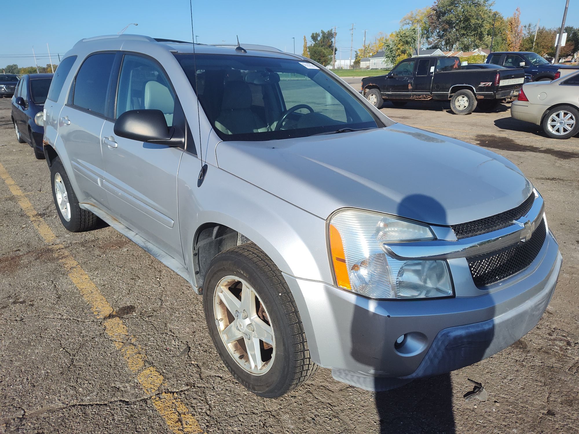2005 CHEVROLET EQUINOX - Image 2