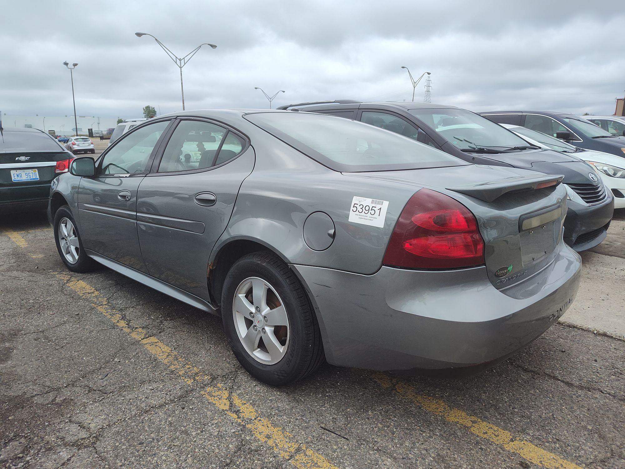 2008 PONTIAC GRAND PRIX - Image 4