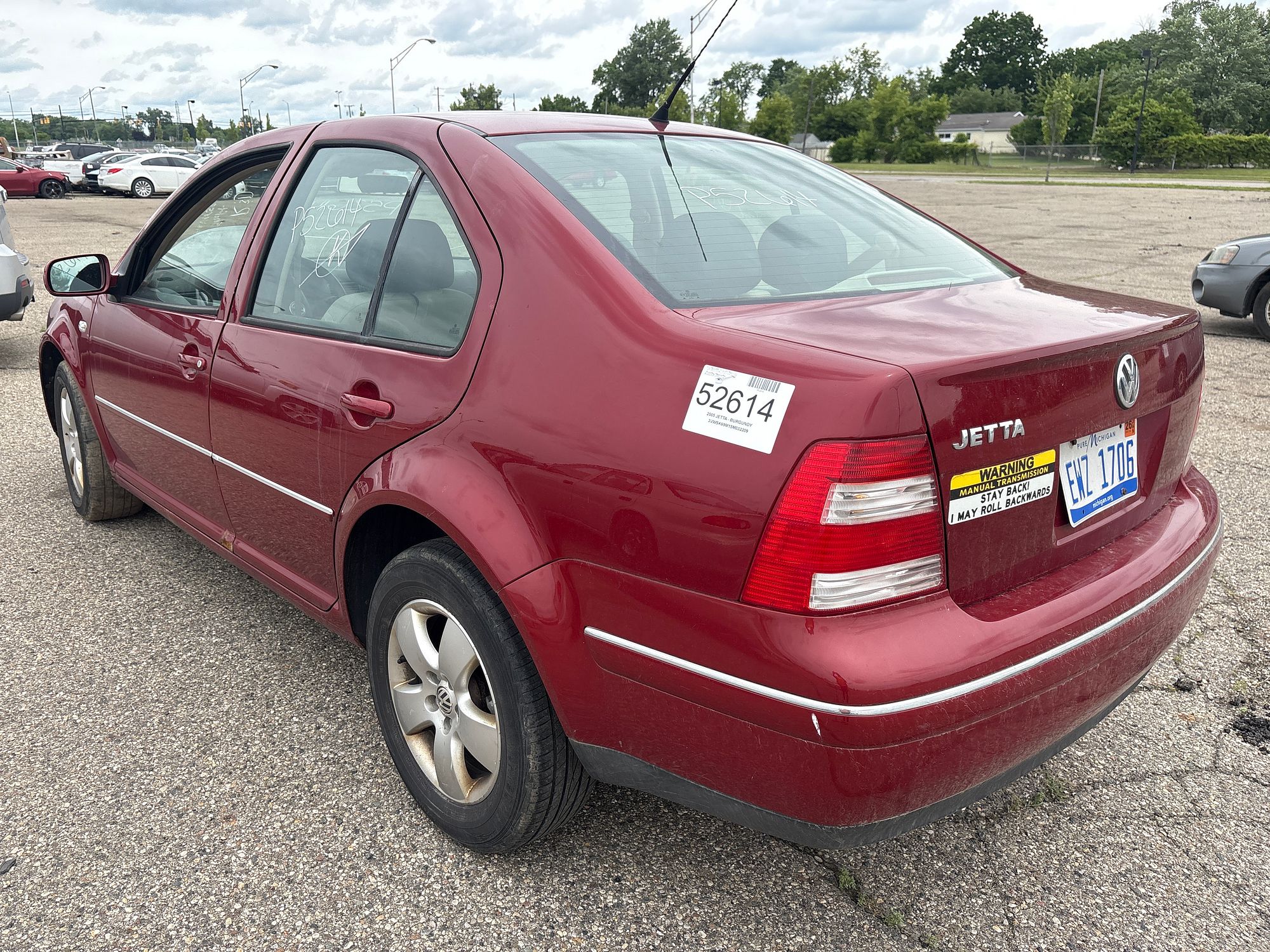 2005 VOLKSWAGEN JETTA - Image 4