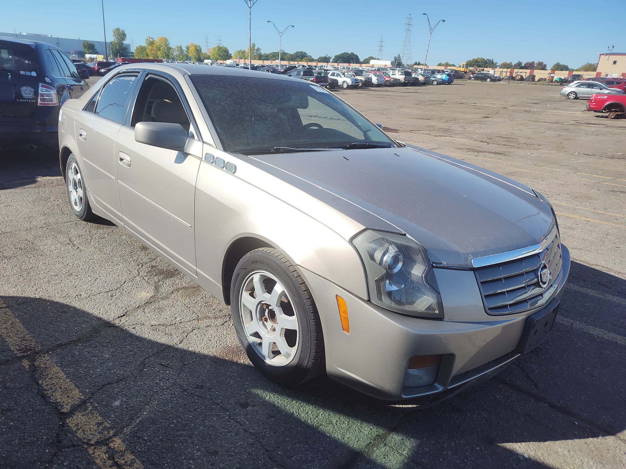 2004 CADILLAC CTS - Image 2