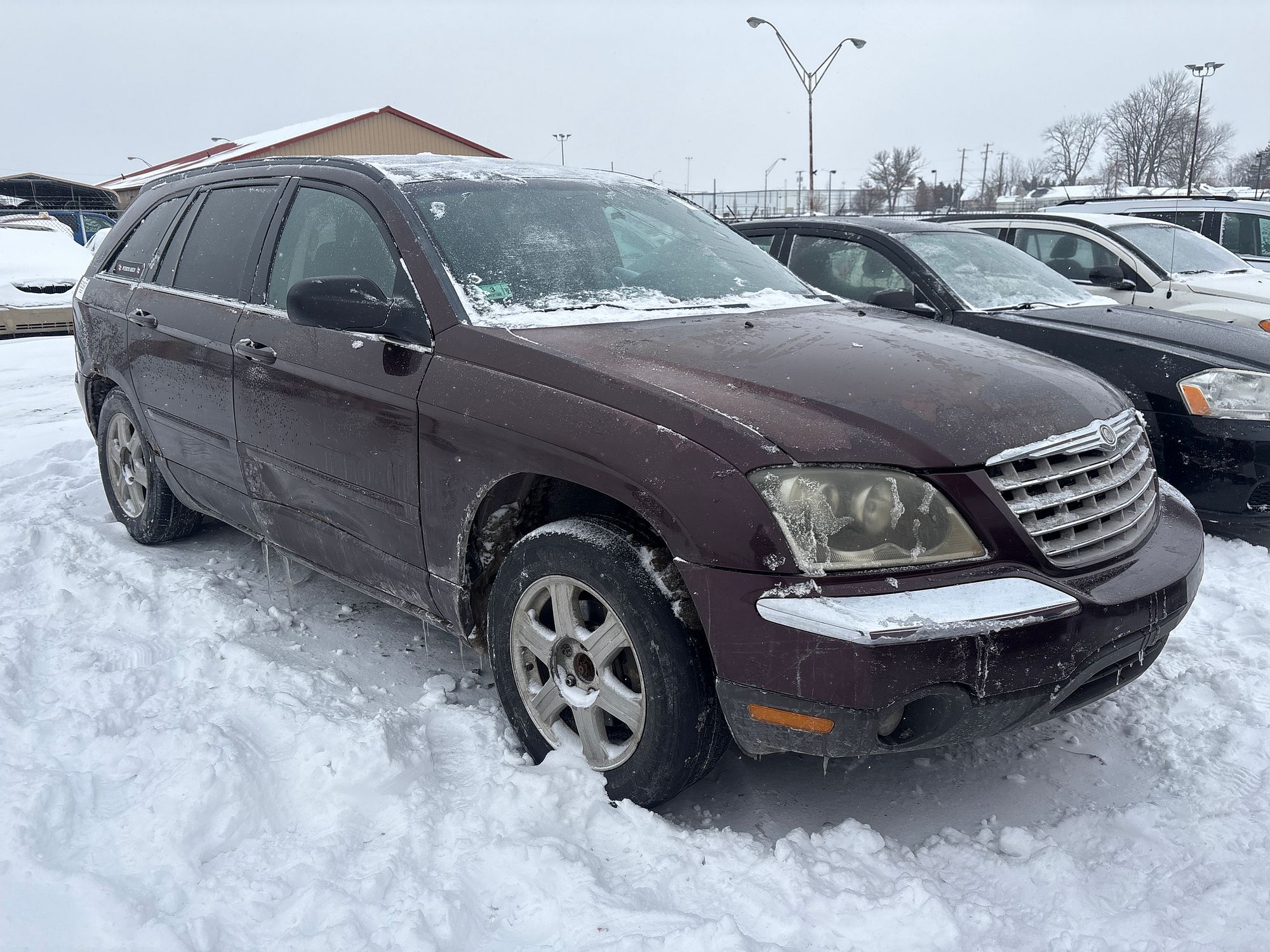 2004 CHRYSLER PACIFICA - Image 2