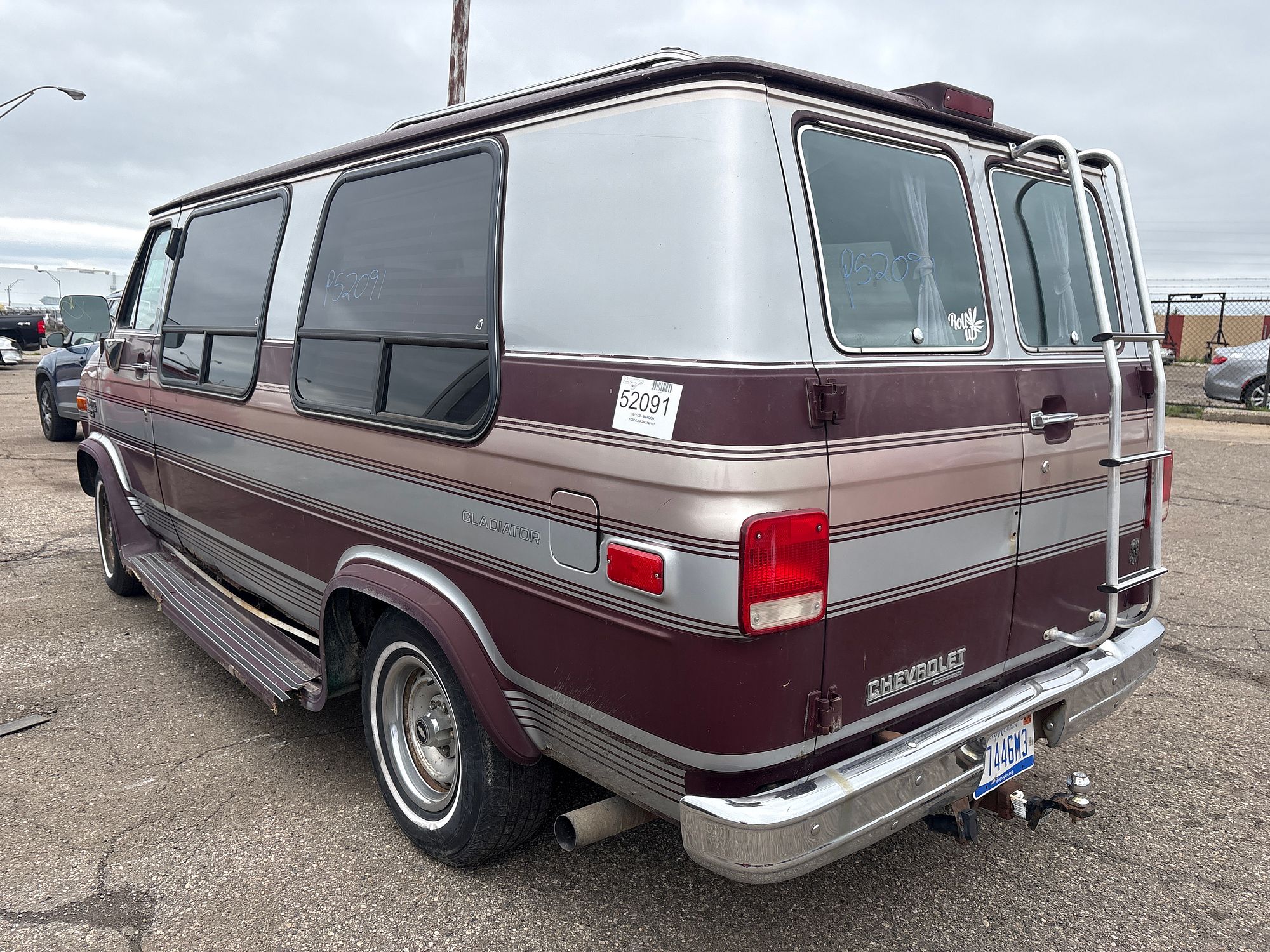 1991 CHEVROLET G20 - Image 4