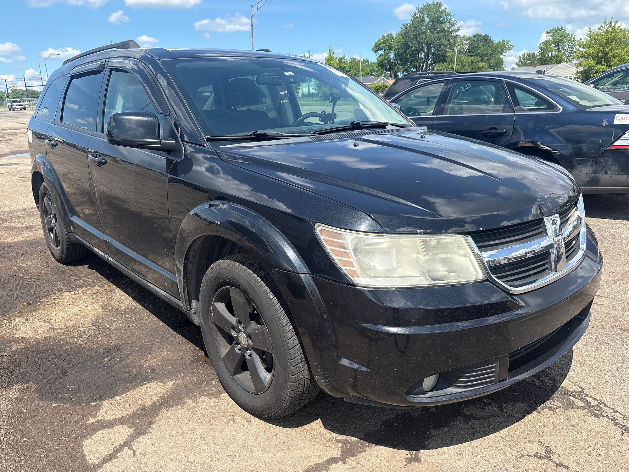 2010 DODGE JOURNEY - Image 2