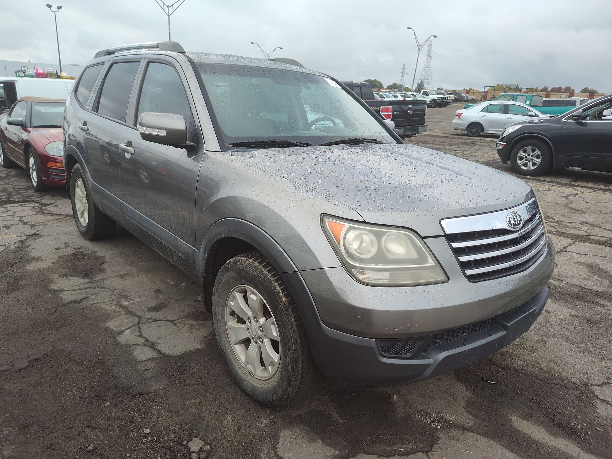 2009 KIA BORREGO - Image 2
