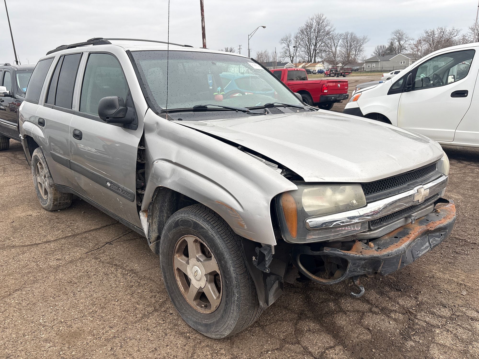 2004 CHEVROLET TRAILBLAZER - Image 2