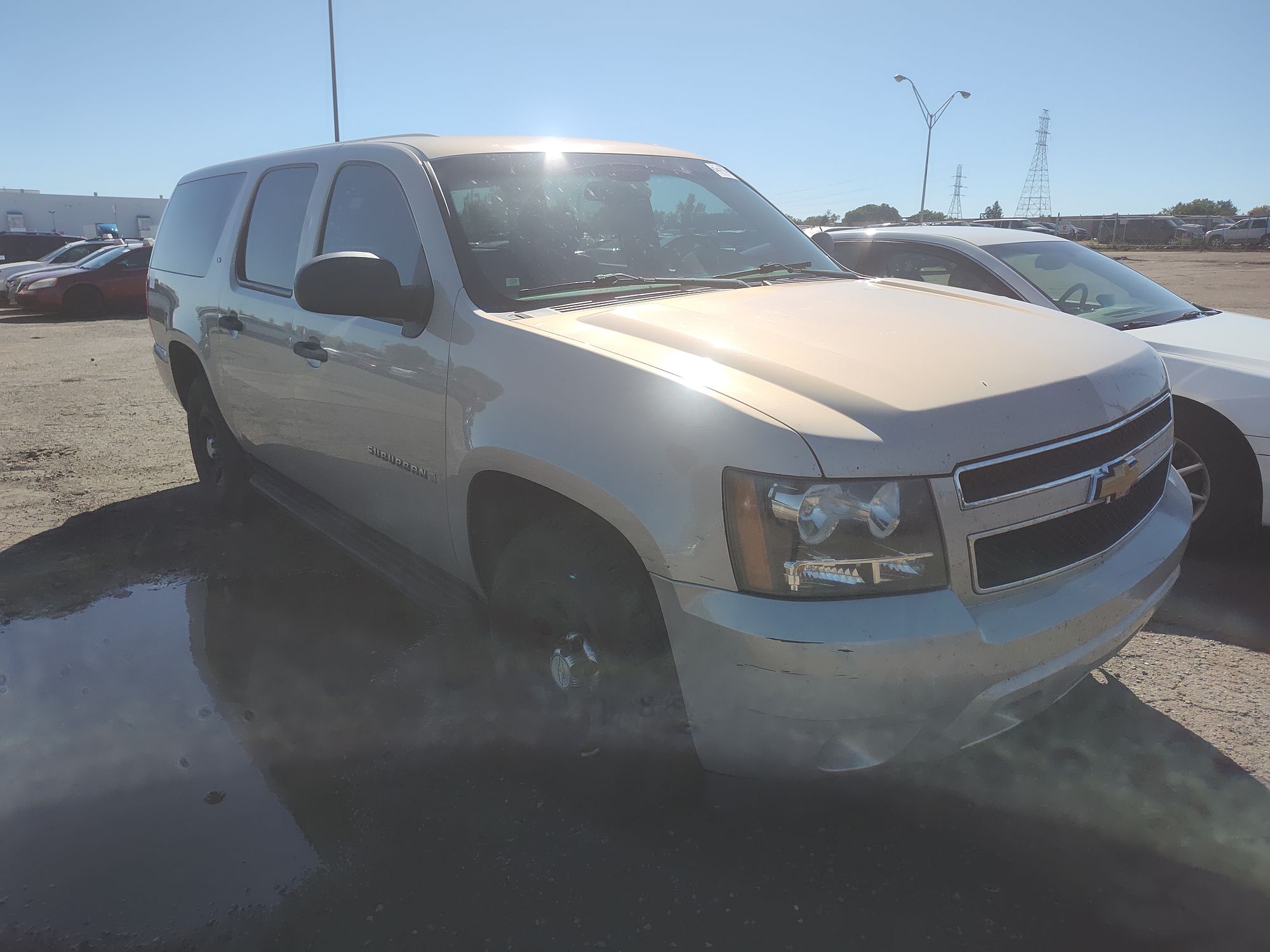 2008 CHEVROLET SUBURBAN 1500 - Image 2