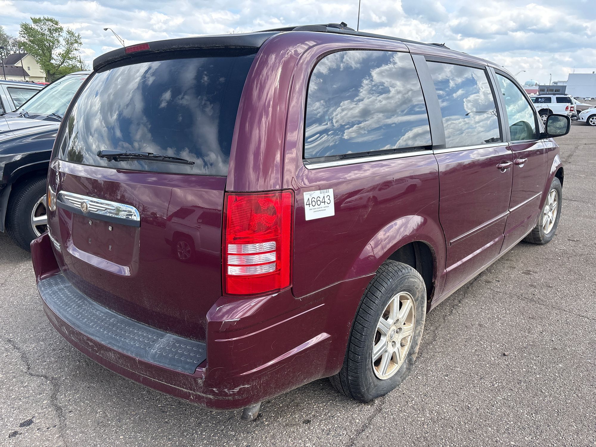 2008 CHRYSLER TOWN COUNTRY - Image 3