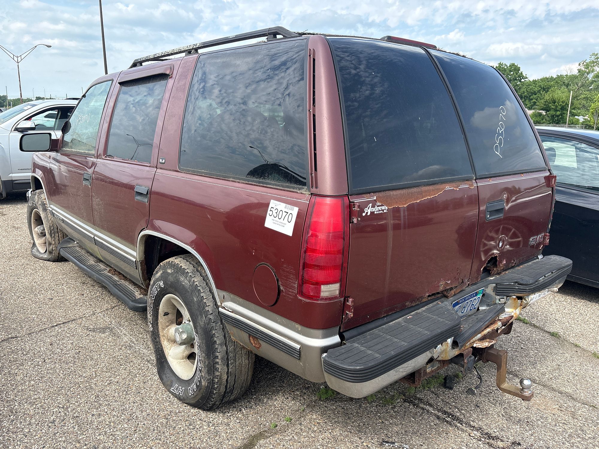 1998 GMC YUKON - Image 4
