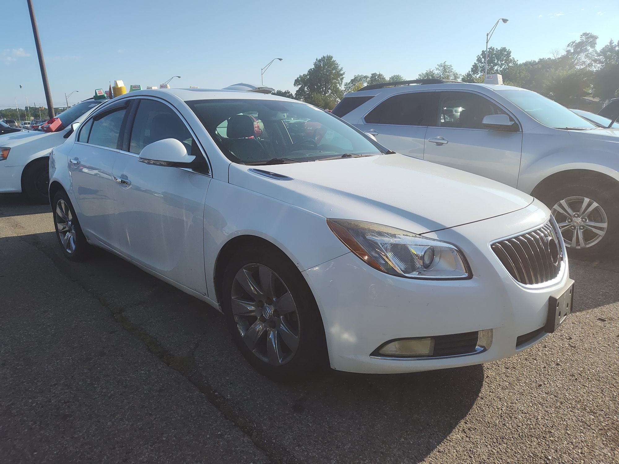 2012 BUICK REGAL - Image 2