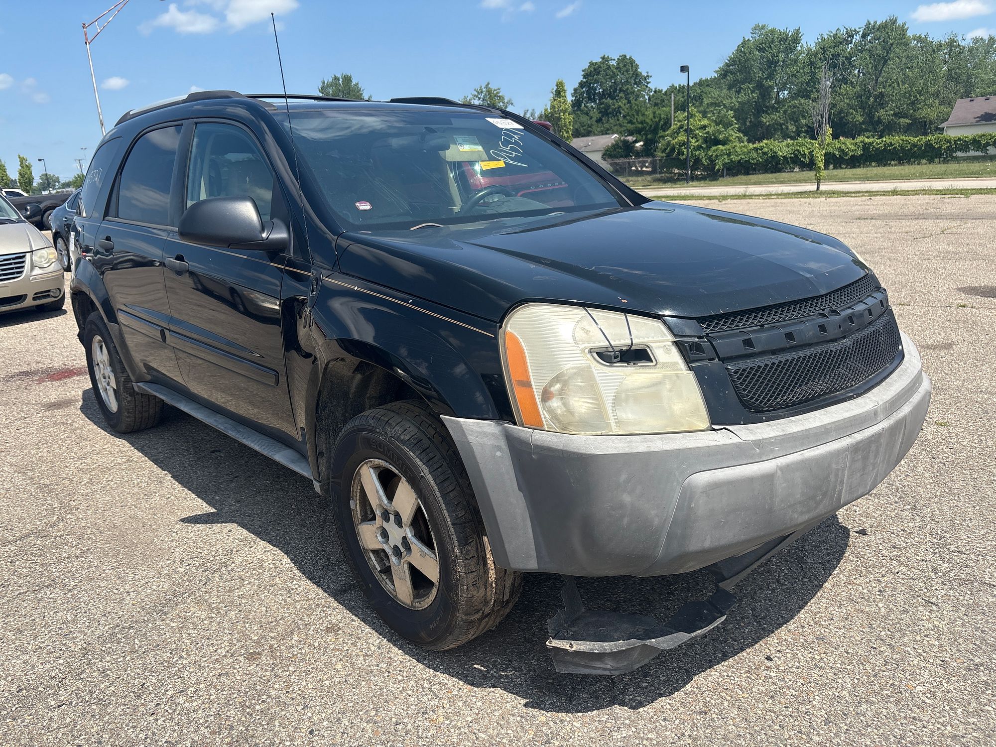 2005 CHEVROLET EQUINOX - Image 2