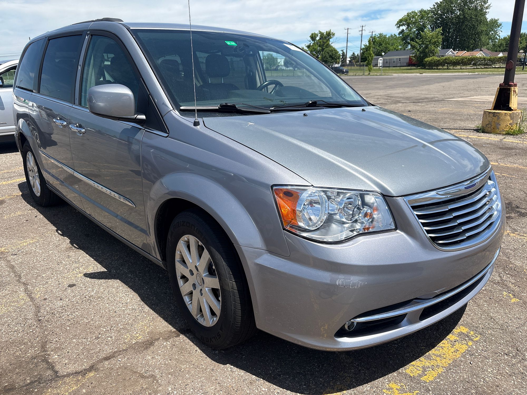 2015 CHRYSLER TOWN COUNTRY - Image 2