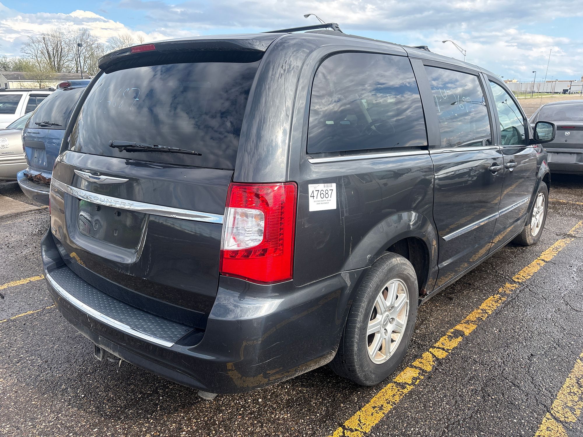 2012 CHRYSLER TOWN COUNTRY - Image 3