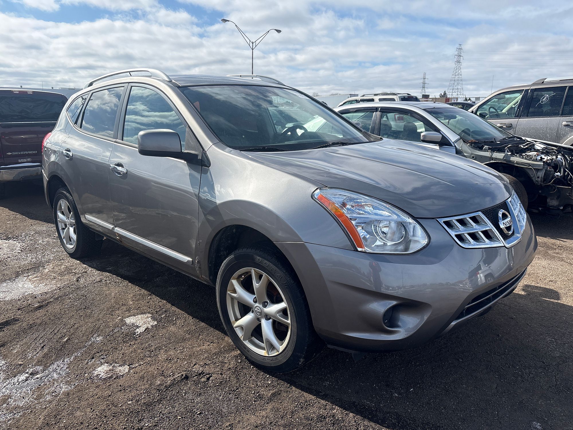 2011 NISSAN ROGUE - Image 2