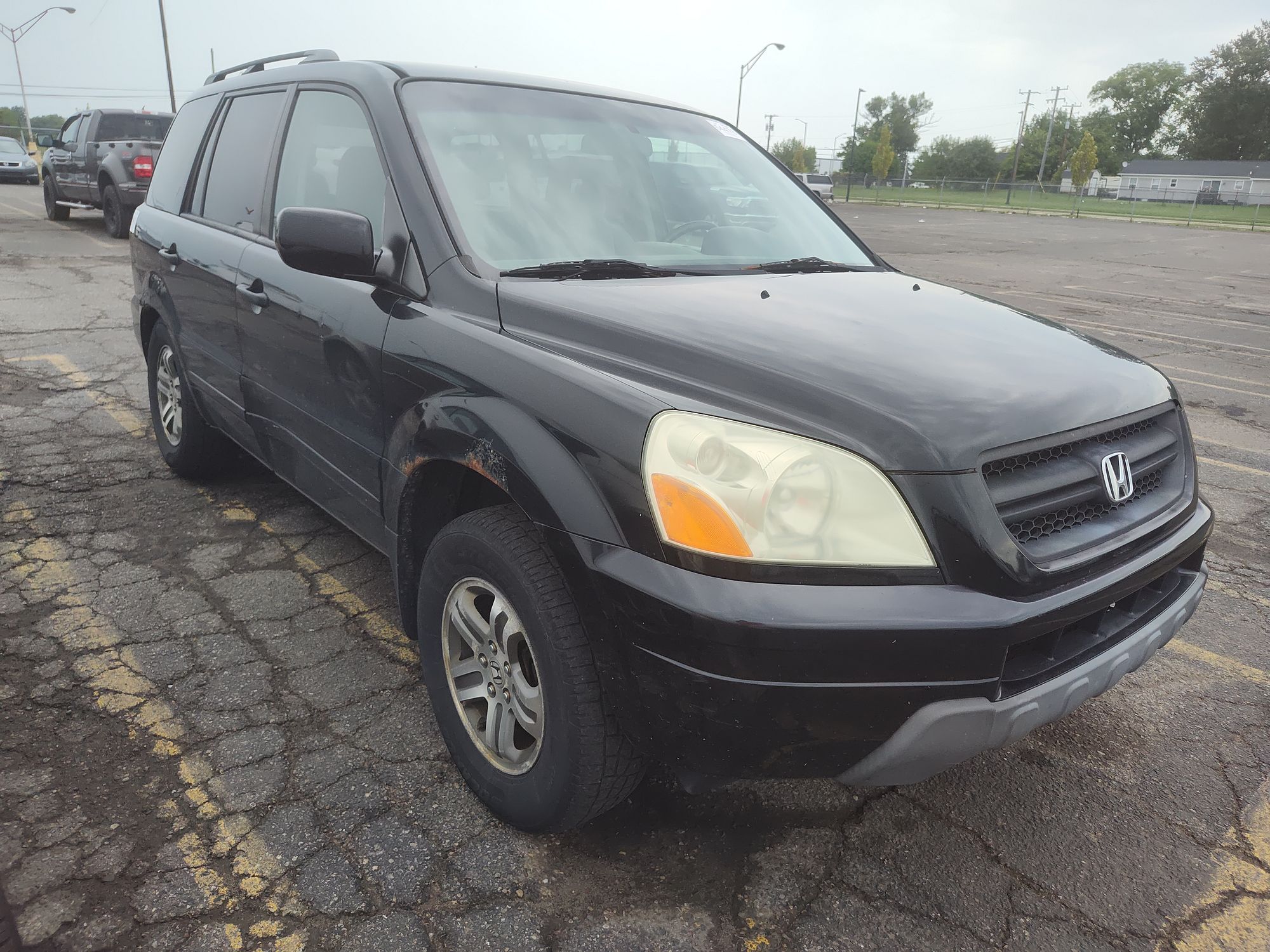 2004 HONDA PILOT - Image 2
