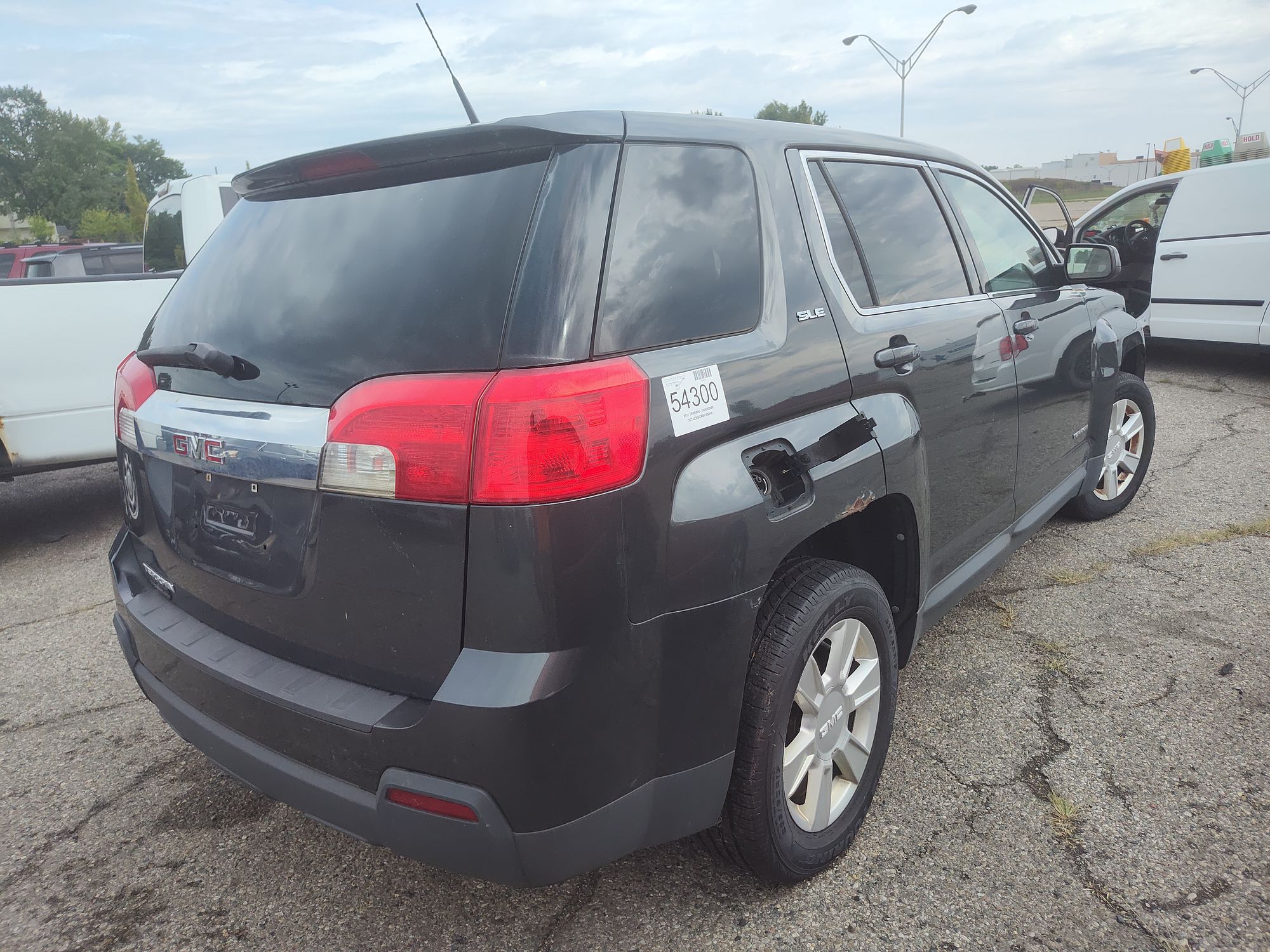 2011 GMC TERRAIN - Image 3