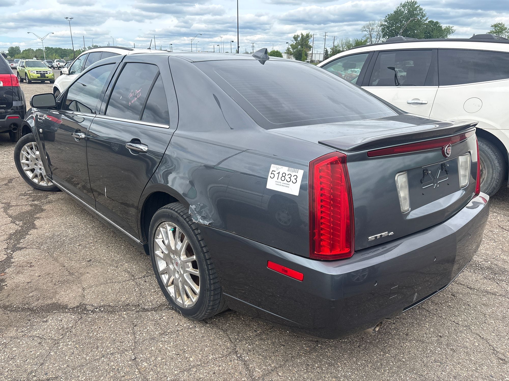 2010 CADILLAC STS - Image 4