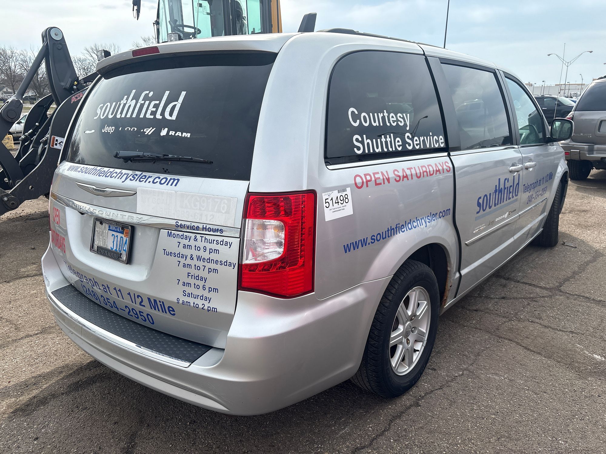 2011 CHRYSLER TOWN COUNTRY - Image 3