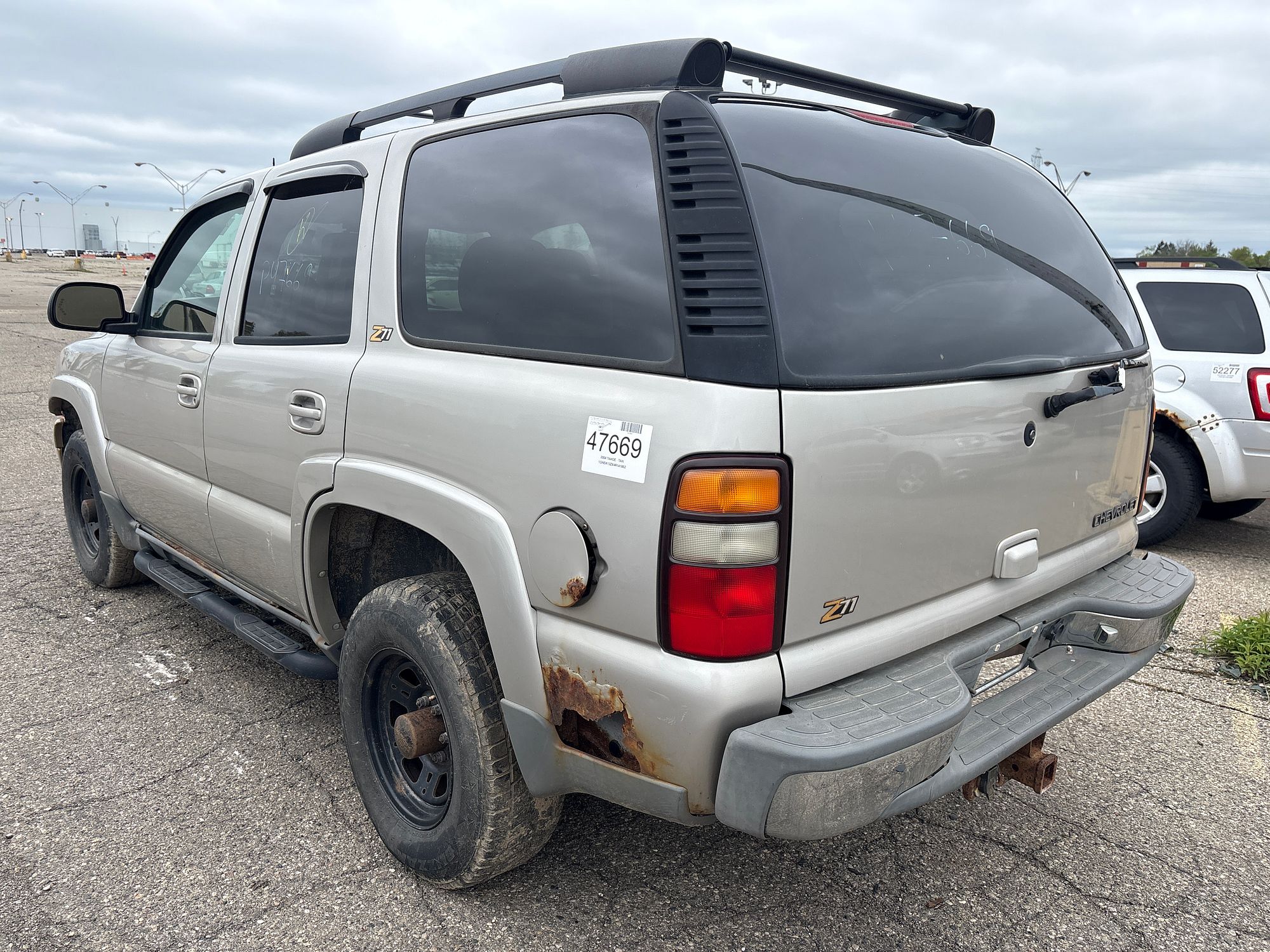 2004 CHEVROLET TAHOE - Image 4