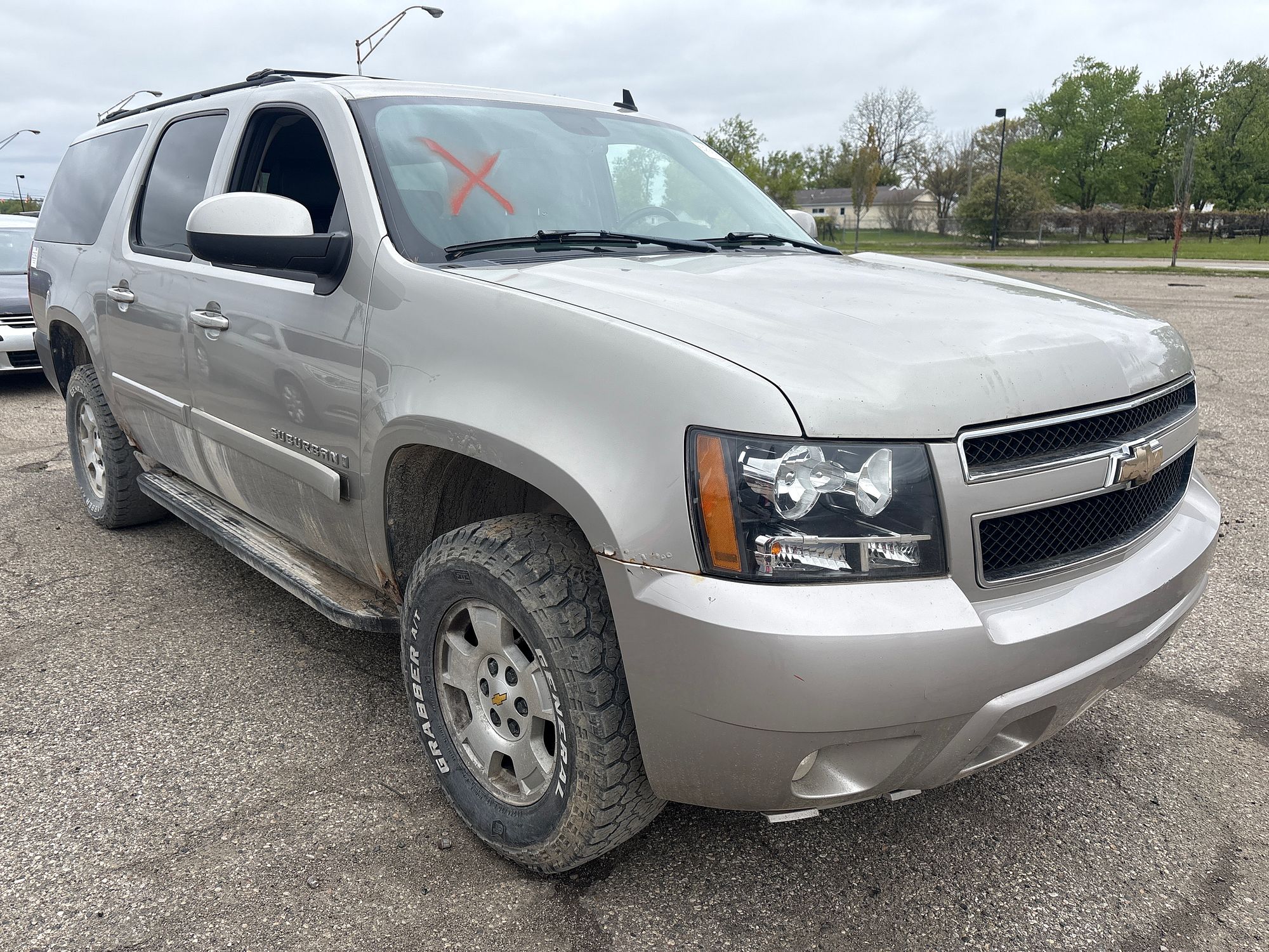 2008 CHEVROLET SUBURBAN 1500 - Image 2