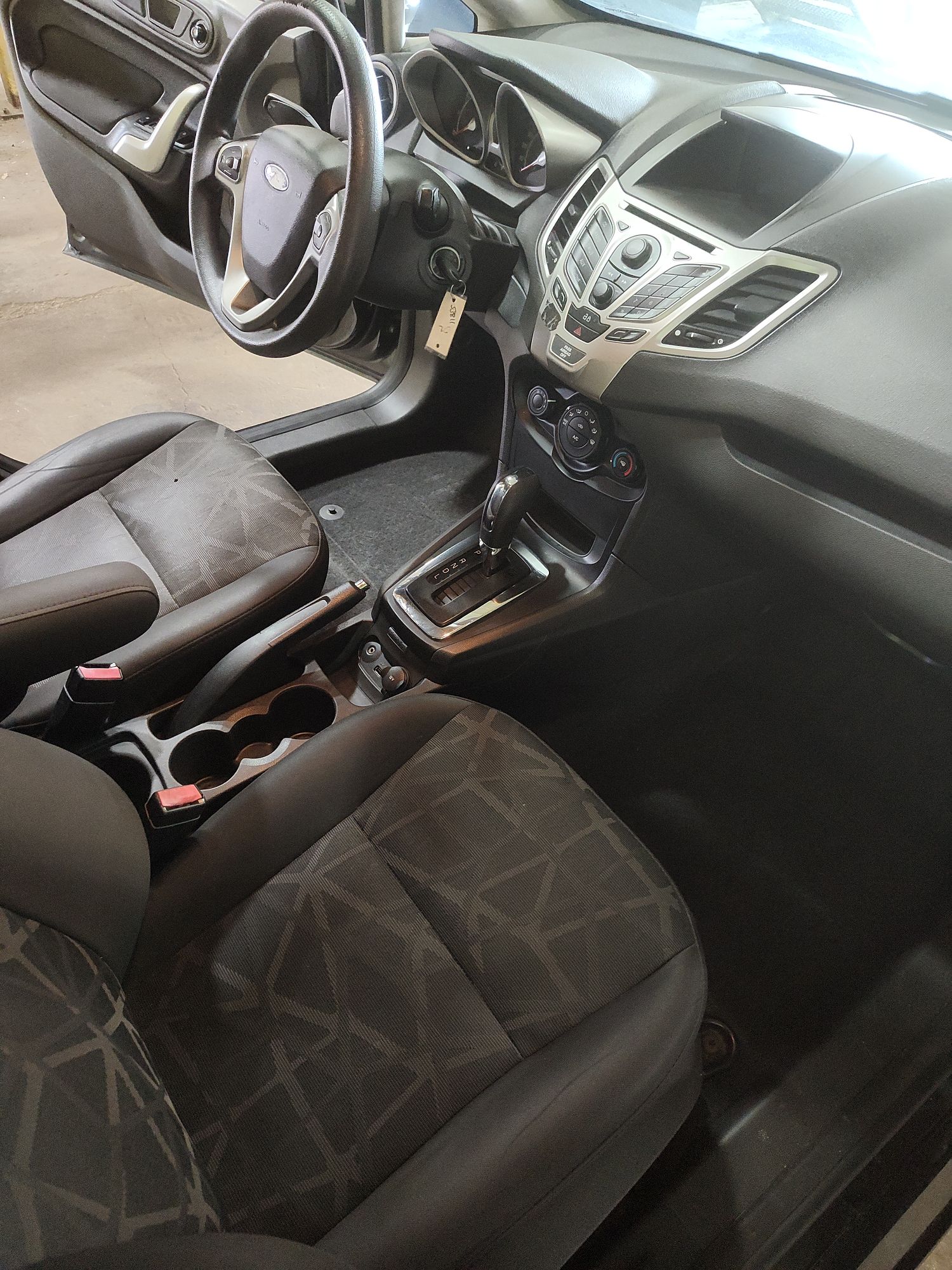 2013 FORD FIESTA - Image 7