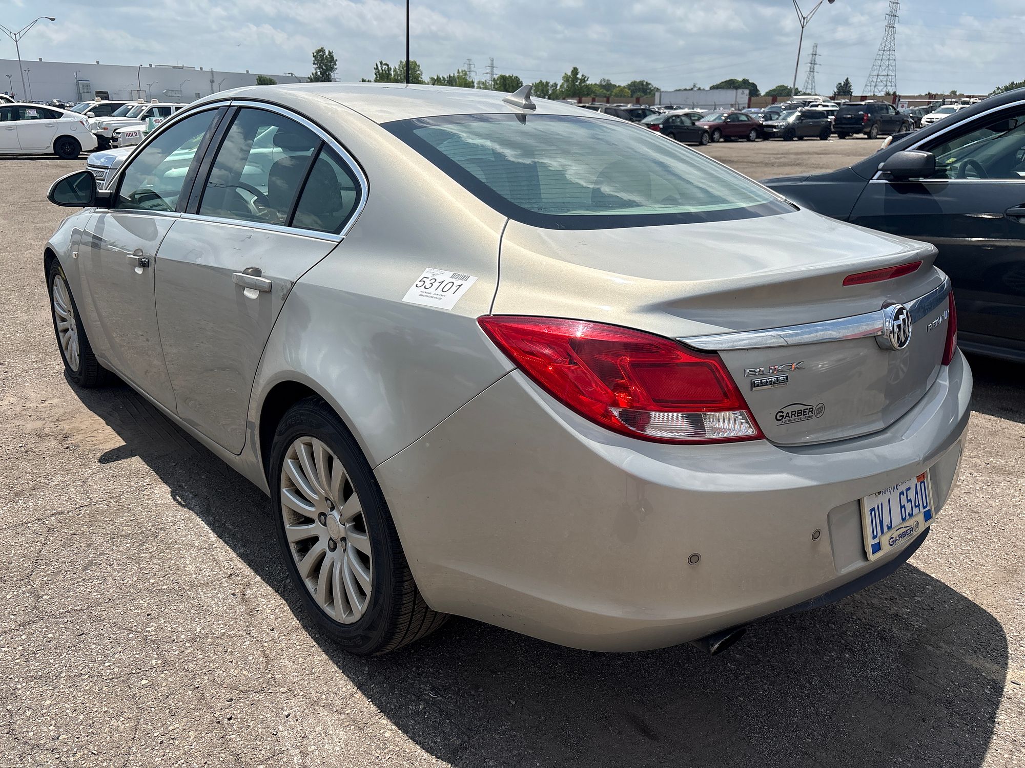 2011 BUICK REGAL - Image 4